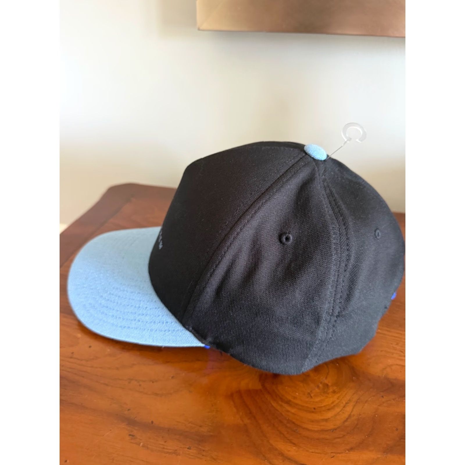 TravisMathew Travis Mathew Black SnapBack Flexfit Tech 110 Hat Spellout NWOT Unisex Adults One Size Adjustable Hat Size ONE SIZE - 2 Thumbnail
