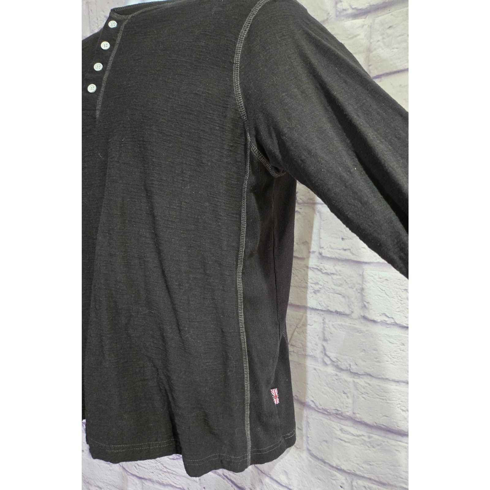 Other Lions Crest Black Long Sleeve Henley Men Shirt M Lightweight Size US M / EU 48-50 / 2 - 2 Thumbnail