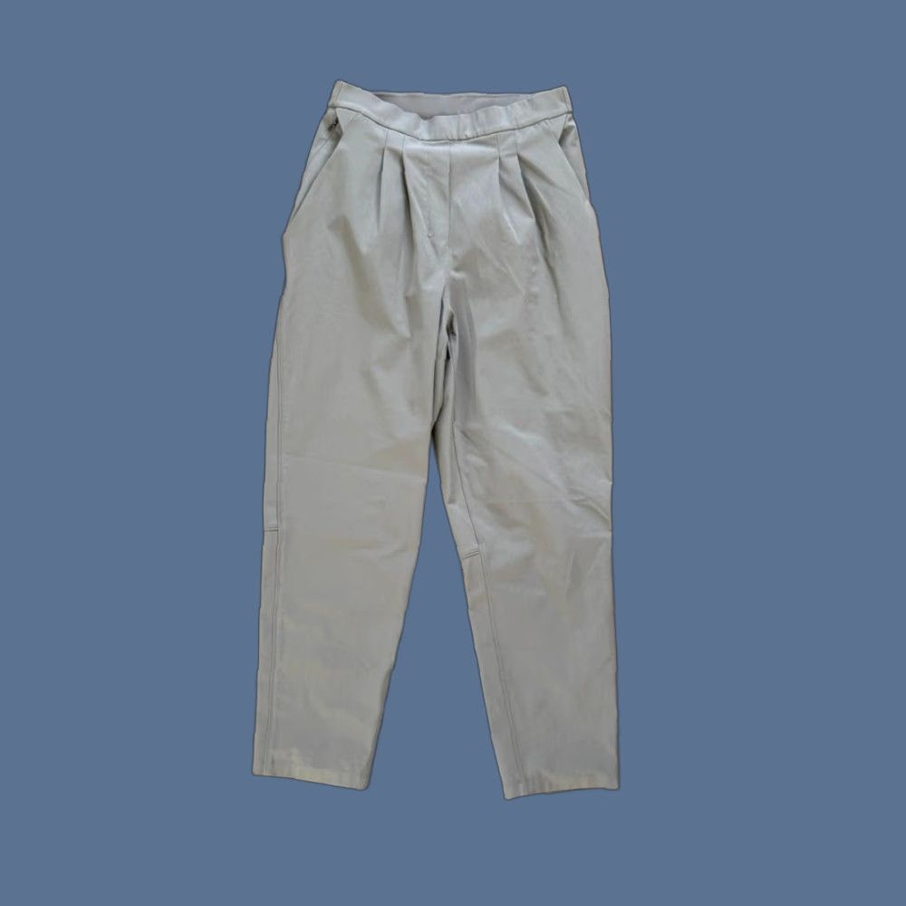 Lululemon Lululemon Jogger Pants Women Size 6 Beige Workout Size 28" / US 6 / IT 42 - 1 Thumbnail