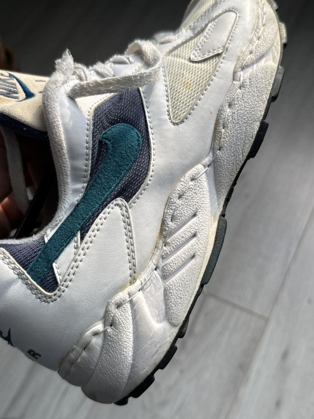 Nike × Vintage Nike Air Icarus 92 White Navy Teal Retro Running sneakers Size US 8.5 / EU 41-42 - 7 Thumbnail