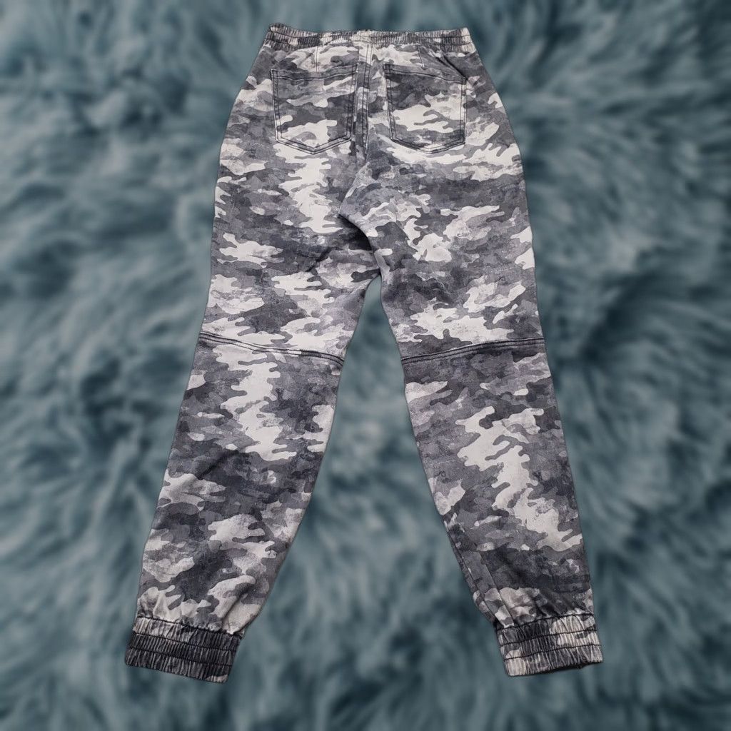 Spanx Spanx Jogger Pants Womens M Multicolor Camouflage Elastic Waist Pockets Tapered Regular Fit Casual Pants Size 32" / US 10 / IT 46 - 1 Thumbnail