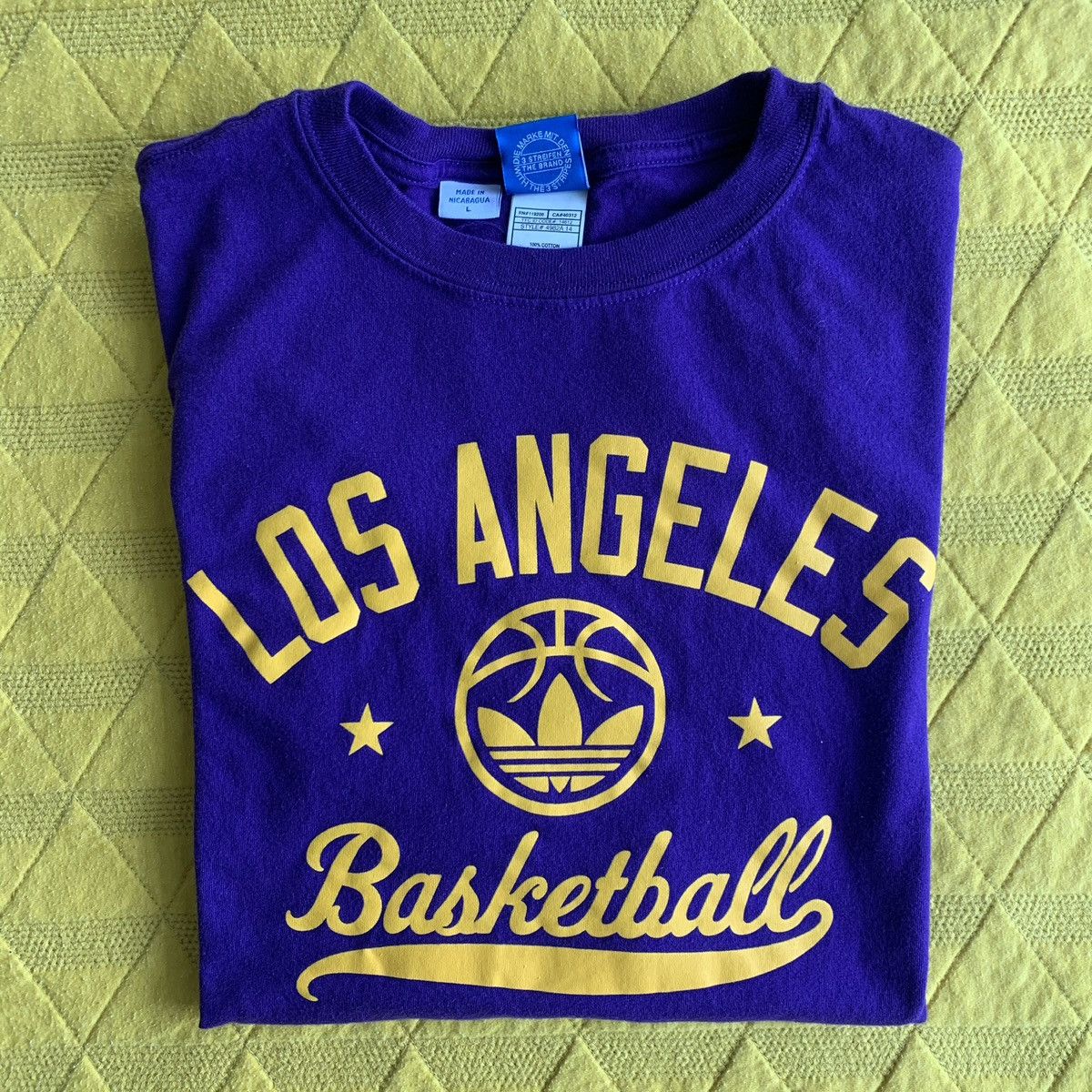 Adidas × NBA Retro LA LAKERS ADIDAS T-SHIRT LARGE RIP KOBE Size US L / EU 52-54 / 3 - 1 Thumbnail