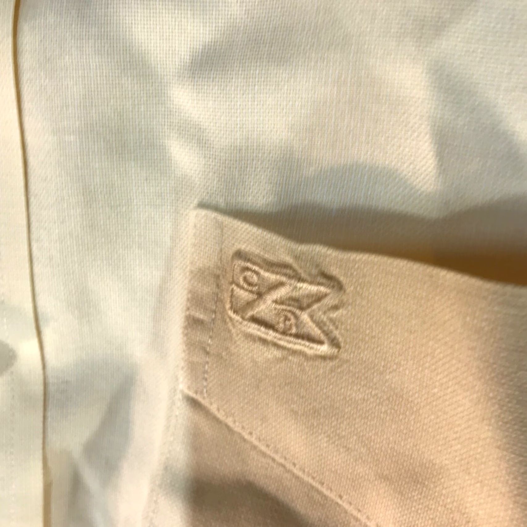 Cutter & Buck Cutter & Buck Button-Up Shirt Mens 2X Yellow 100% Cotton Short Sleeve Chest 25in Regular Fit Button-Down Classic Vintage: No Size US XXL / EU 58 / 5 - 4 Thumbnail