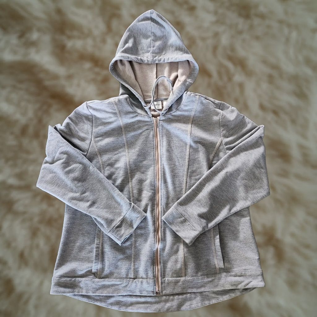 Vintage Chico’s Zenergy Gray Full Zip Up Jacket With Hood Hoodie Front Pockets - Size 3 Women Jacket Mid-Length Gray Mens? Size XS / US 0-2 / IT 36-38 - 1 Thumbnail