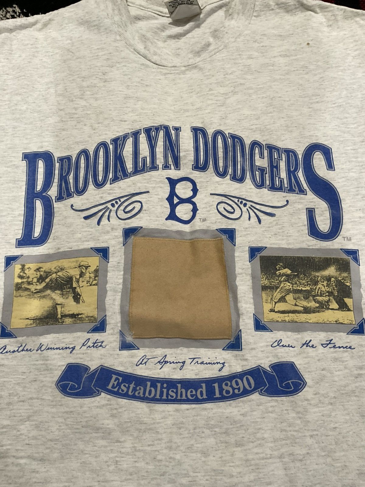 Nutmeg Vintage mlb Brooklyn dodgers xl nutmeg shirt Size US XL / EU 56 / 4 - 3 Thumbnail
