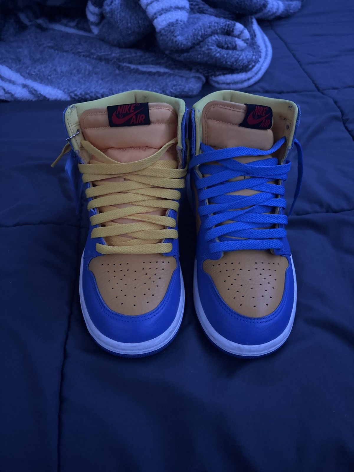 Jordan Brand Jordan 1 reverse laney Size US 6.5 / EU 39-40 - 1 Thumbnail