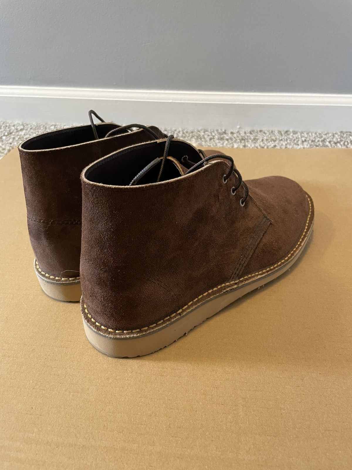 Red Wing Red Wing Weekender Chukka in Chocolate Muleskinner Size US 9.5 / EU 42-43 - 3 Thumbnail
