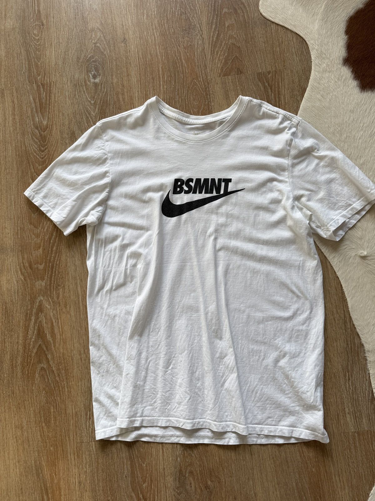 Nike Nike x The Basement Swoosh Logo Tee T-Shirt Size US L / EU 52-54 / 3 - 1 Thumbnail