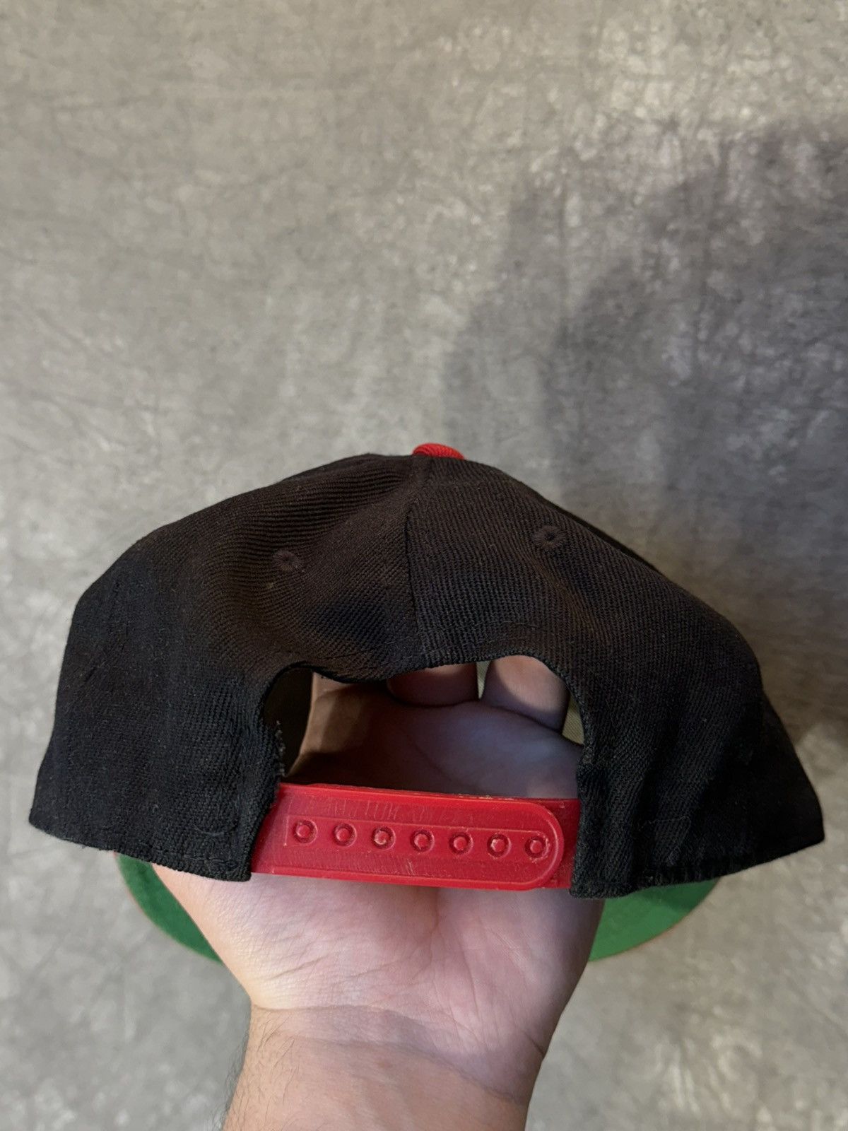 NBA × New Era × Vintage Vintage Chicago Bulls Cap New Era Size ONE SIZE - 4 Thumbnail