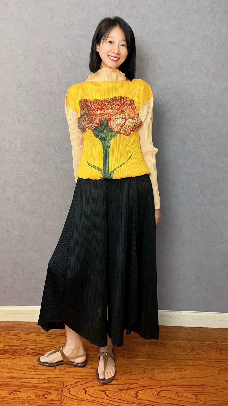 Issey Miyake Issey Miyake Carnation top Size S / US 4 / IT 40 - 2 Thumbnail