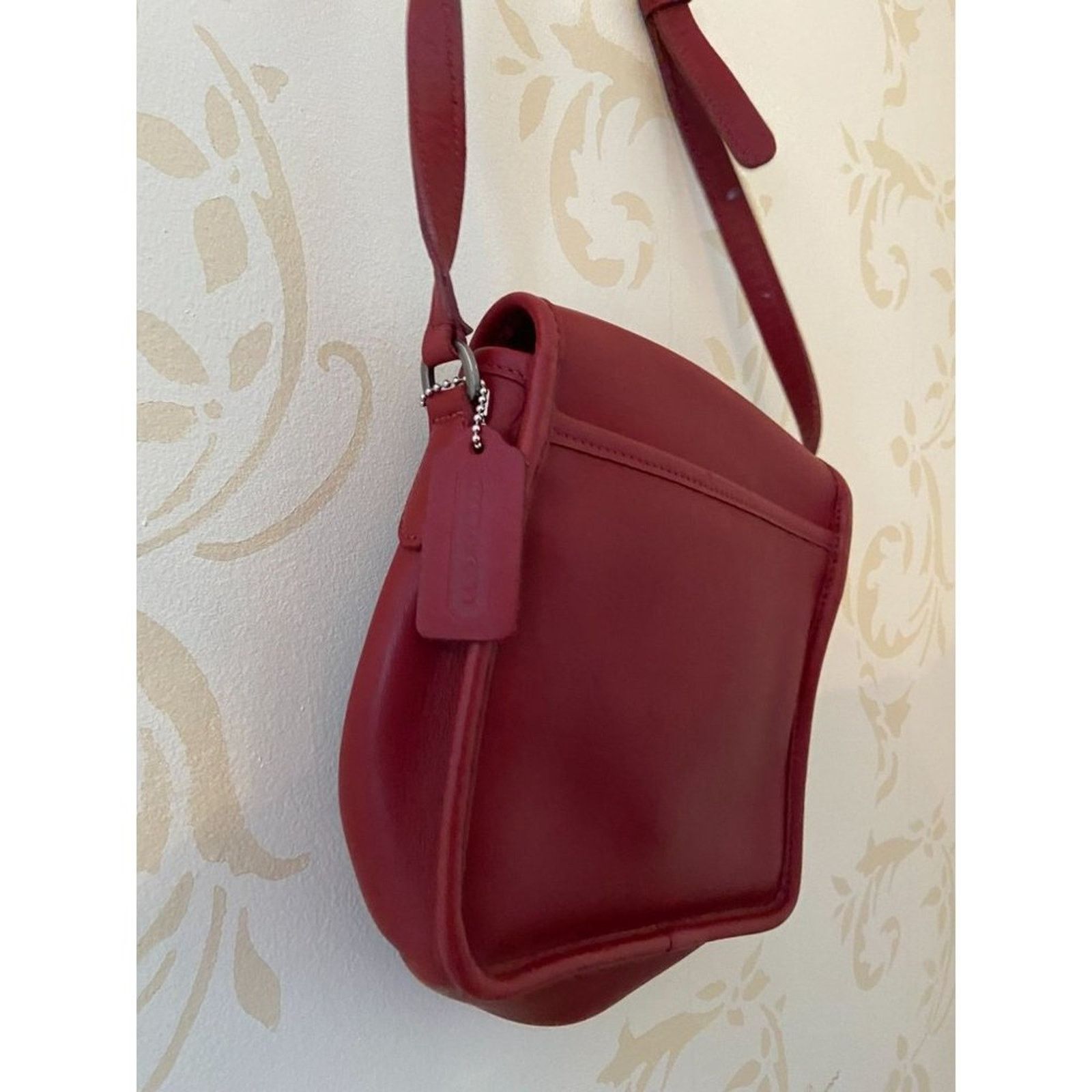 Coach Coach Red 100% Leather Crossbody Handbag - beautiful Size ONE SIZE - 4 Thumbnail