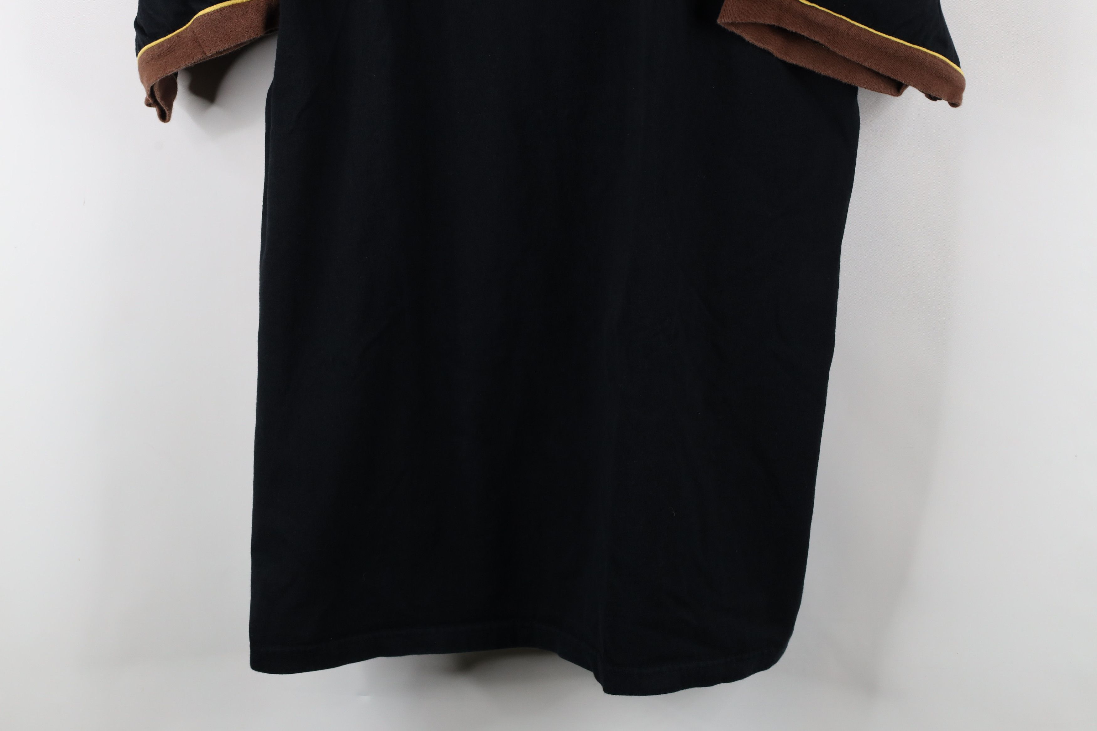 Vintage Vintage 90s NASCAR Out Dale Jarrett Racing T-Shirt Black Size US XL / EU 56 / 4 - 3 Thumbnail