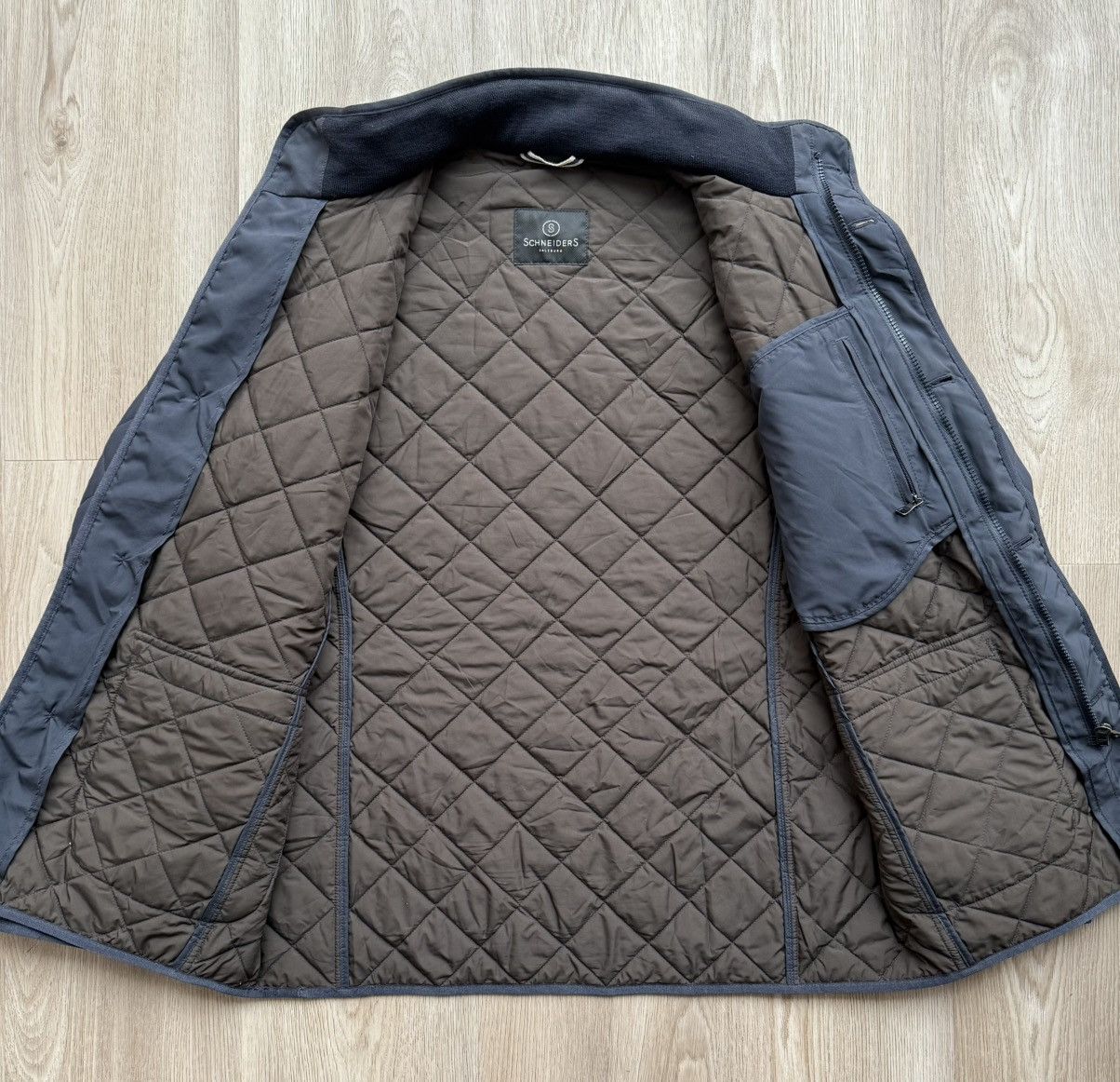 Schneiders Schneiders Salzburg Navy Blue Quilted Jacket Size US S / EU 44-46 / 1 - 10 Thumbnail