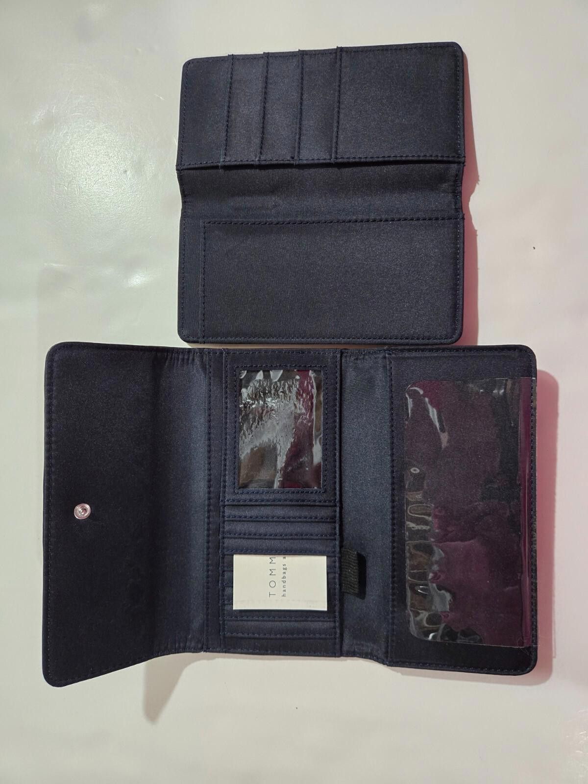 Tommy Hilfiger Tommy Hilfiger Signature TH Checkbook Trifold Wallet NWT Size ONE SIZE - 3 Thumbnail