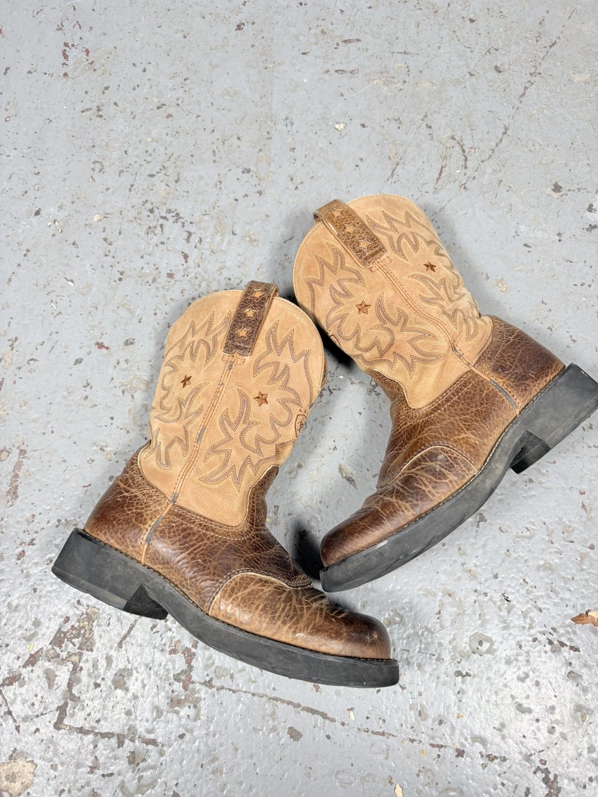 Ariat 2000s Ariat Round Toe Cowboy Boots Size US 8.5 / EU 41-42 - 1 Thumbnail