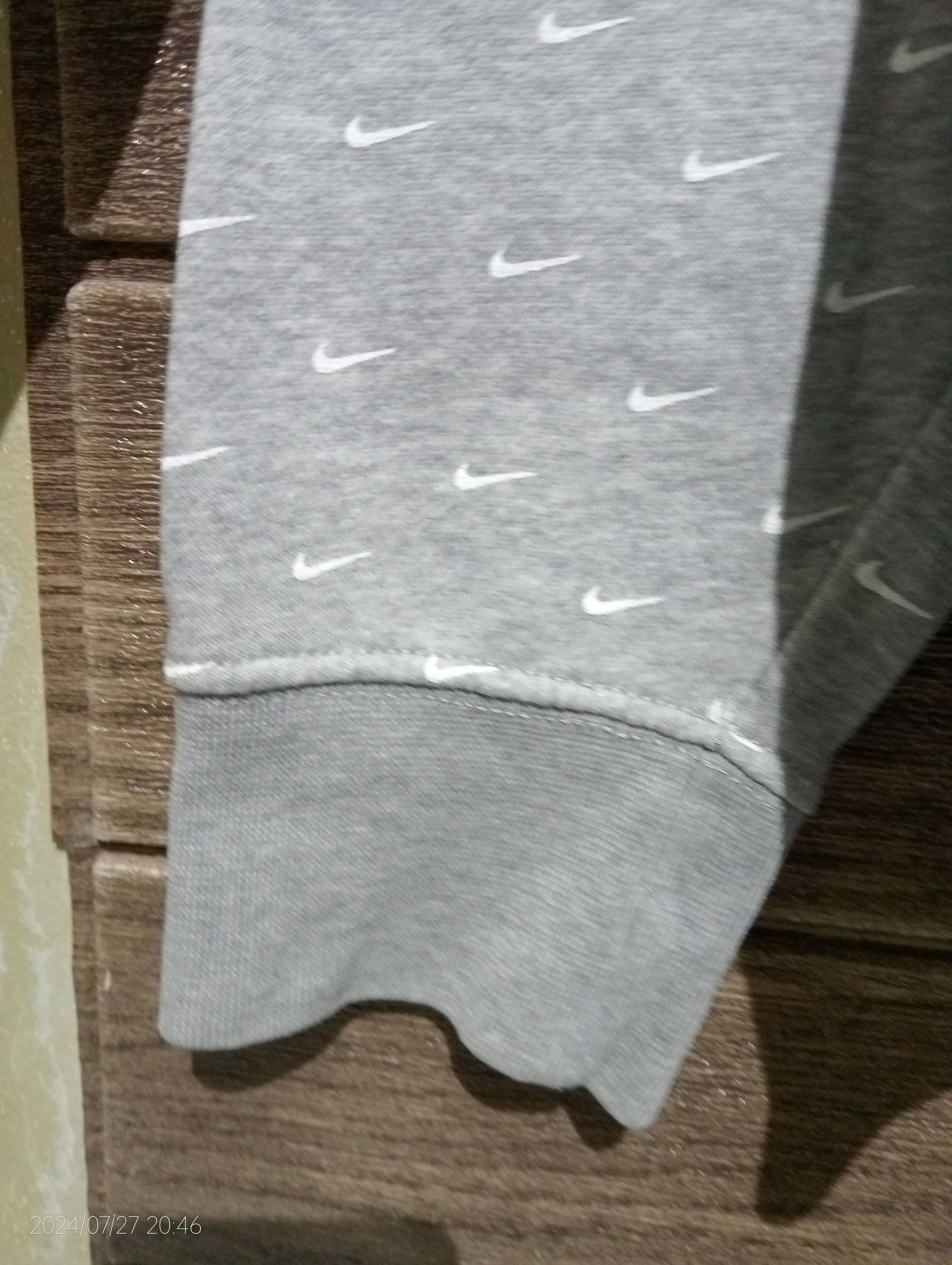 Nike Vintage Y2K Nike All Over Swoosh Logo Pullover Hoodie Size US M / EU 48-50 / 2 - 9 Thumbnail