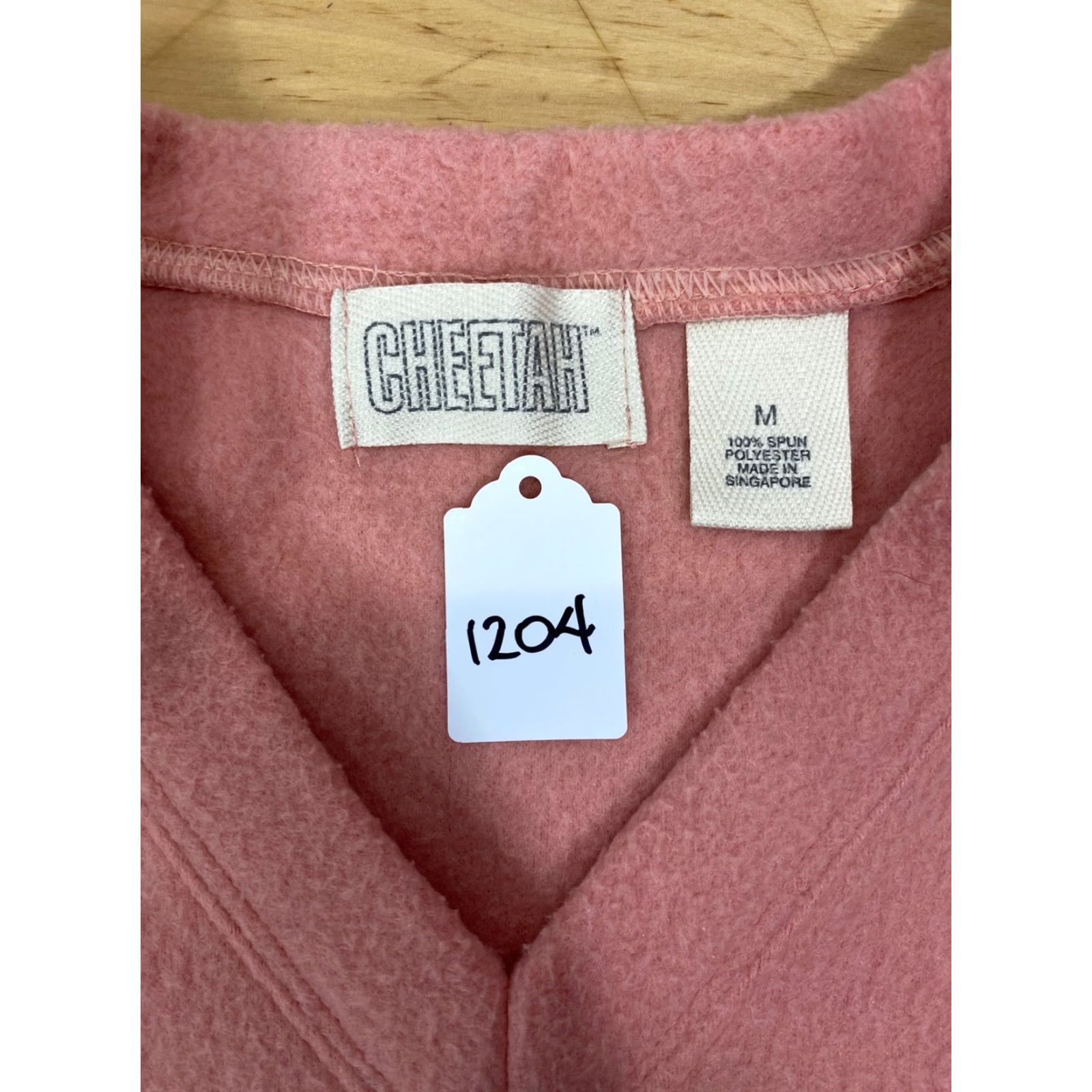 Vintage VINTAGE Cheetah Sweater Women Pullover Long Sleeve V-Neck Size M Pink Peach Style Casual #1204 Size M / US 6-8 / IT 42-44 - 3 Thumbnail