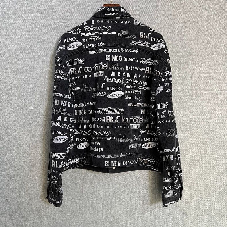 Balenciaga Balenciaga Black and white TV show barrage print letter de Size US S / EU 44-46 / 1 - 2 Thumbnail