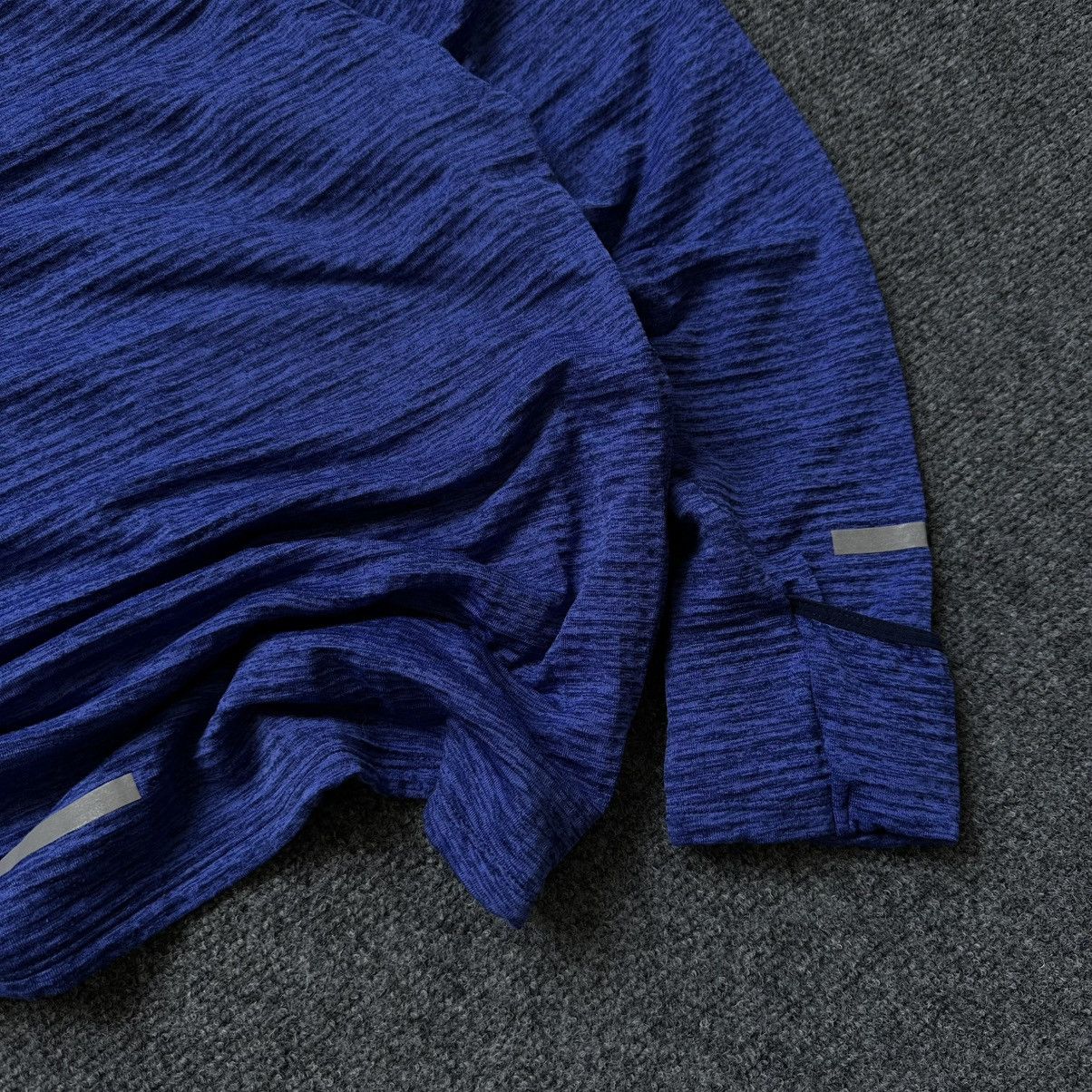 Nike VTG Mans Nike Dry - Fit Long-sleeve T-shirts Sport-wear Size US XL / EU 56 / 4 - 13 Thumbnail