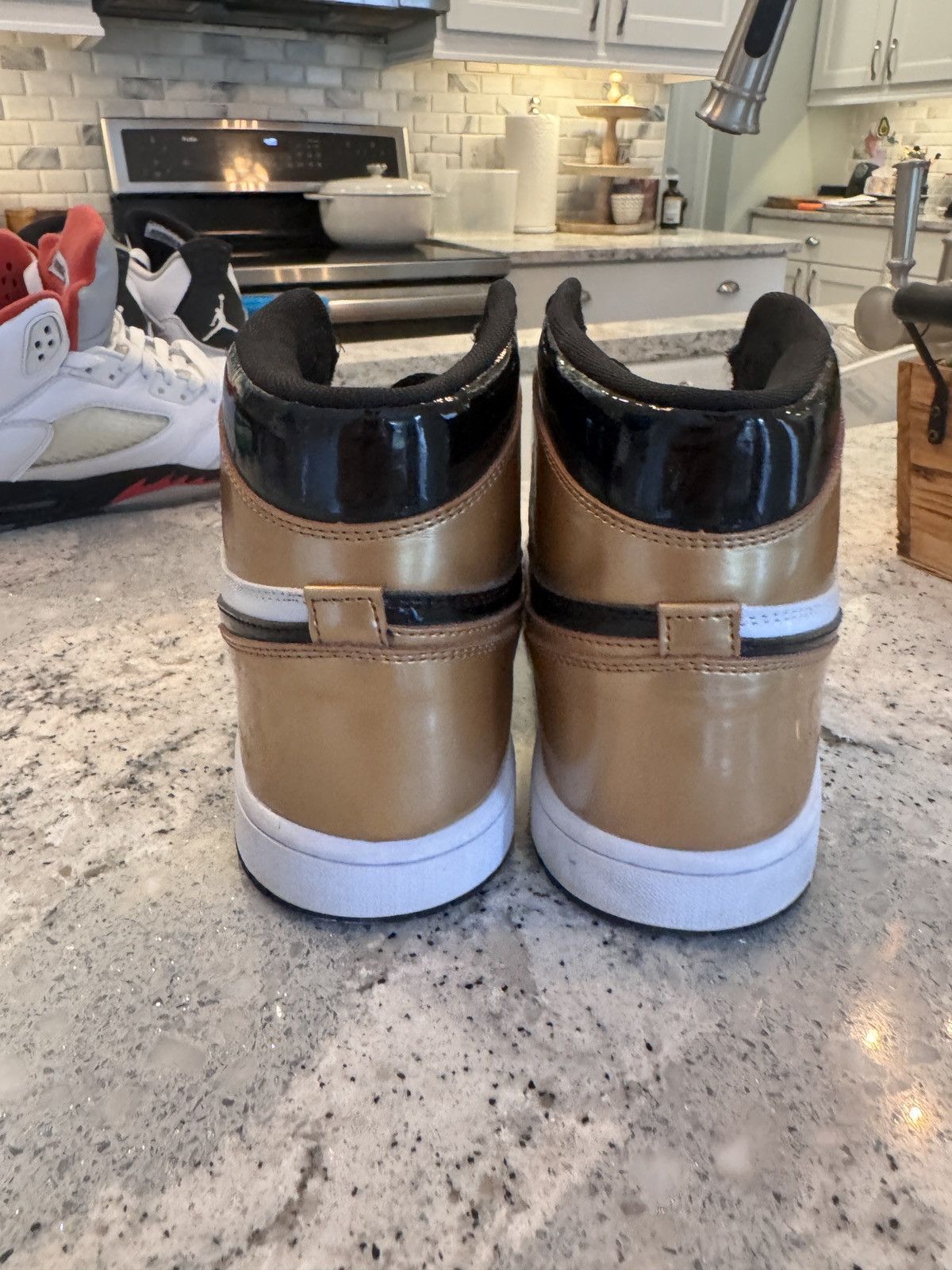 Jordan Brand Air Jordan 1 Retro High OG NRG Gold Toe - Size 11M Size US 11 / EU 44 - 7 Thumbnail