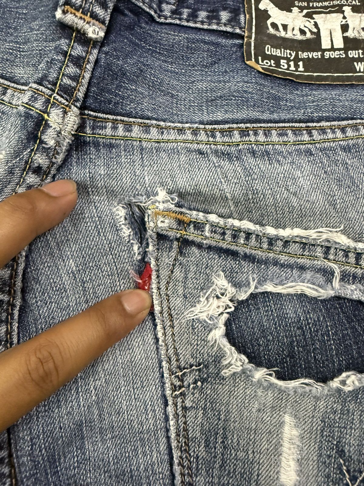 Levi's Vintage Levis 551 Distressed Jeans Size US 29 - 14 Thumbnail