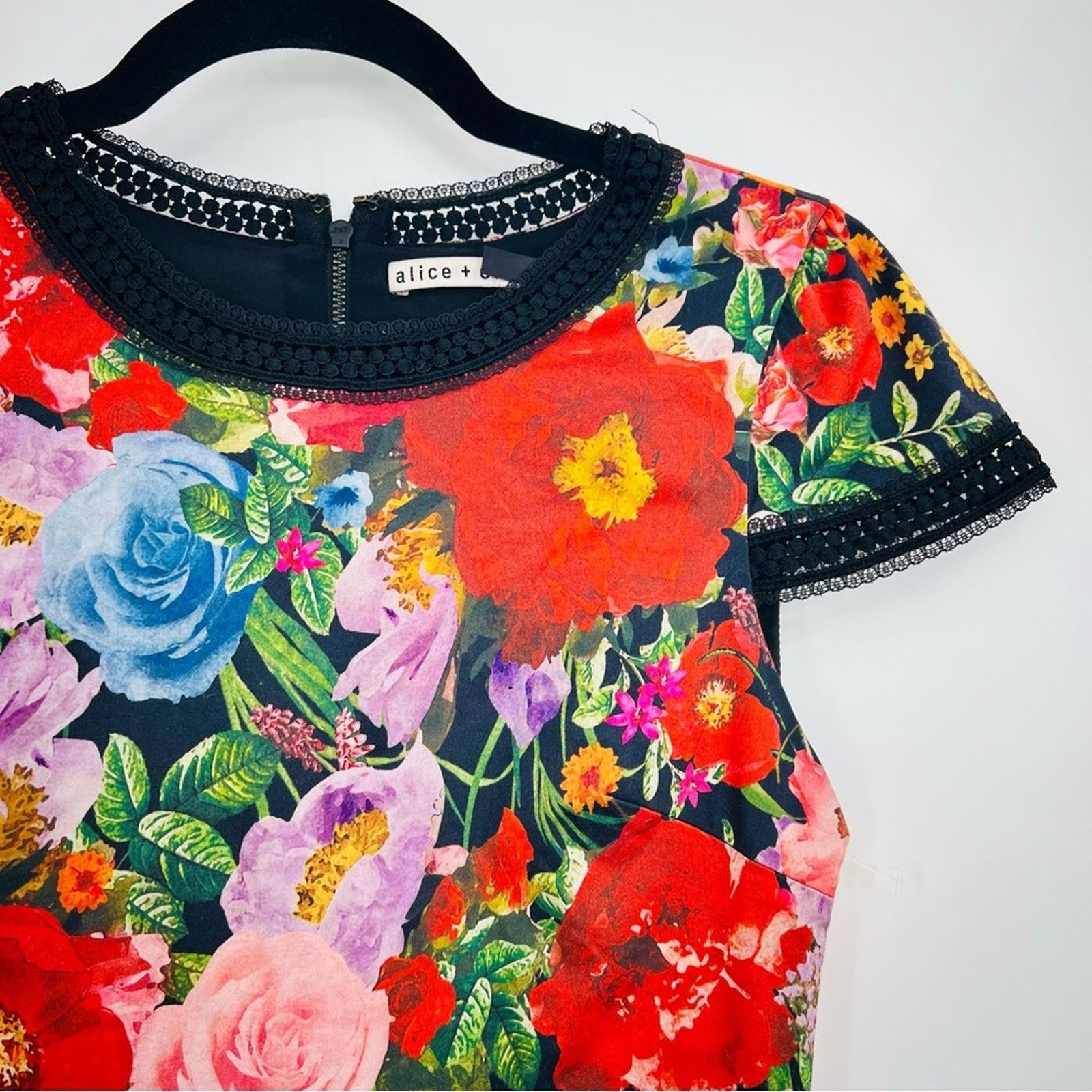 Alice + Olivia Alice + Olivia Rapunzel Flare Dress Blooming Garden Floral Size XS / US 0-2 / IT 36-38 - 6 Thumbnail