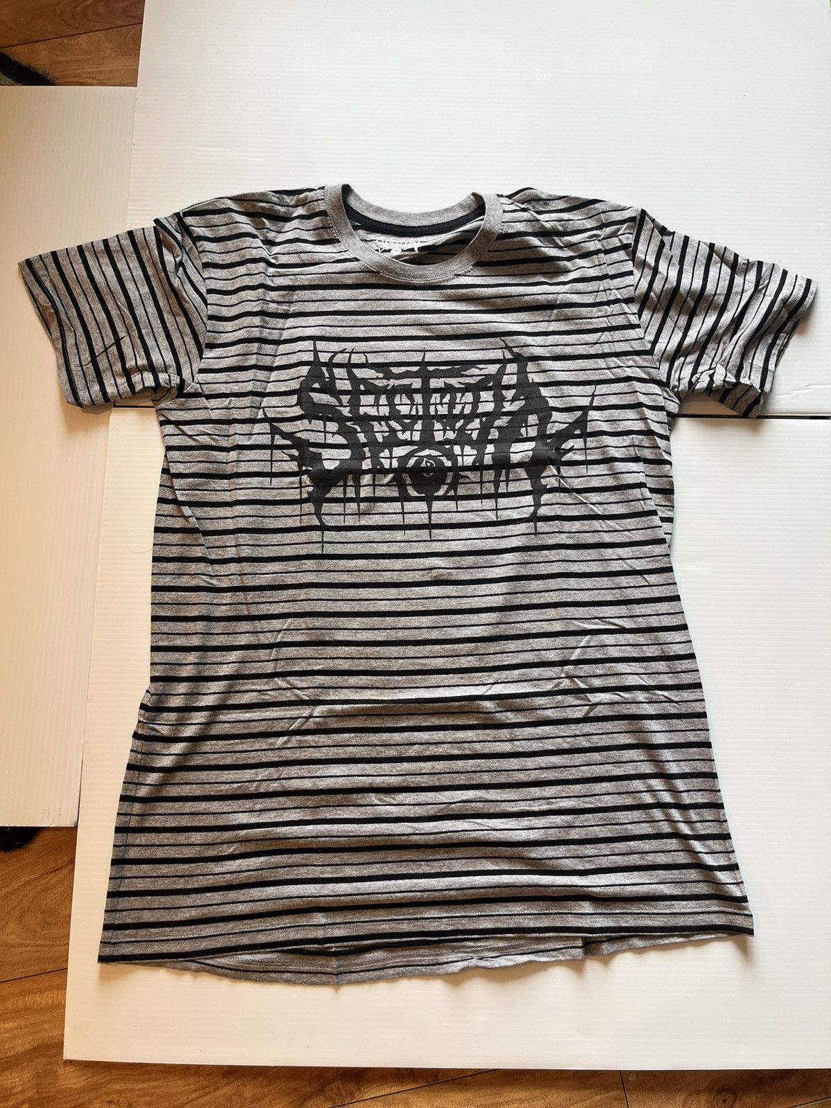 Section 8 Section 8 hitting a lick striped Tshirt Size US L / EU 52-54 / 3 - 1 Thumbnail