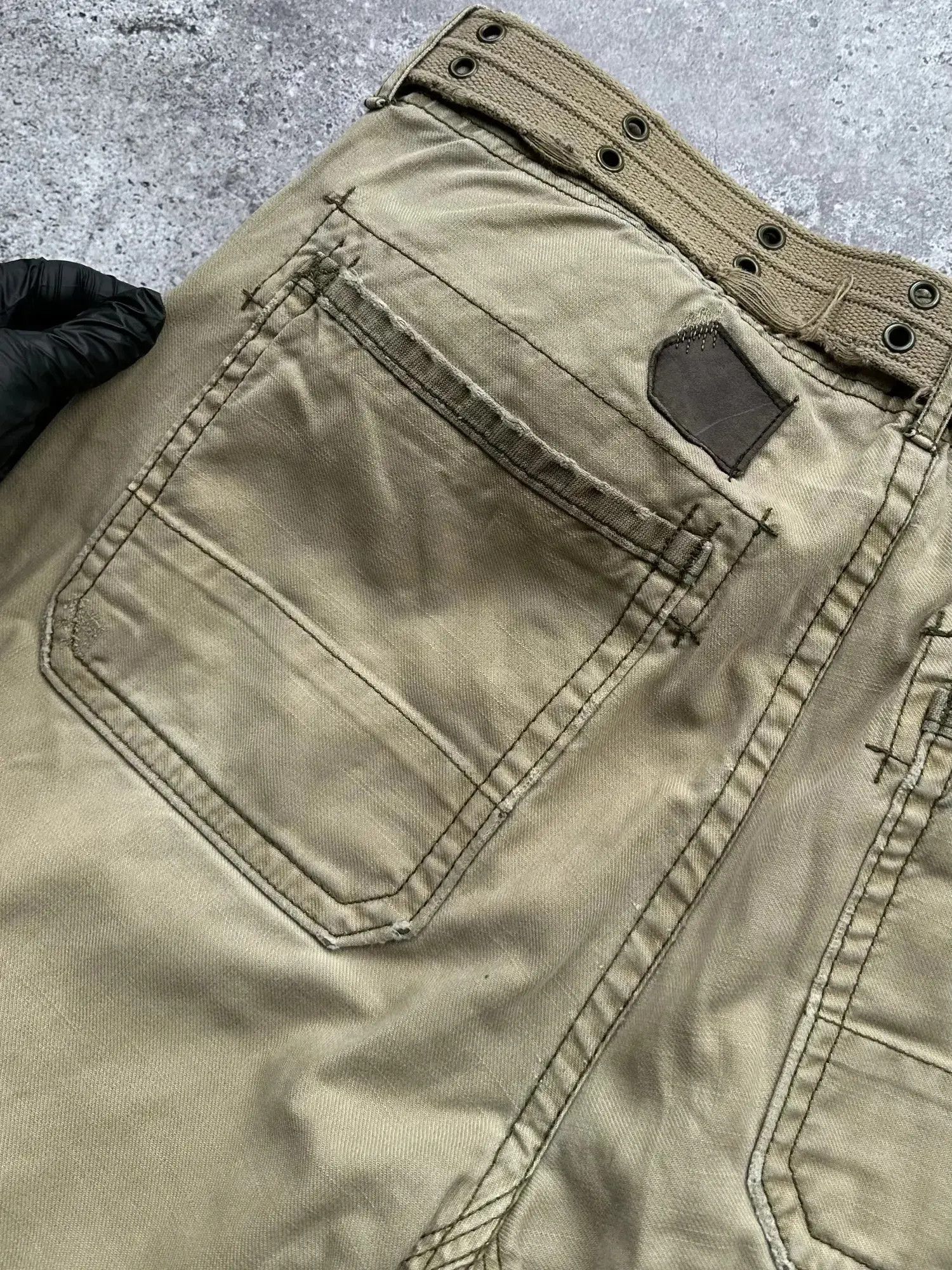 Vintage Vintage Belt Thrashed Wide Pants C627(V468) Size US 33 - 13 Thumbnail