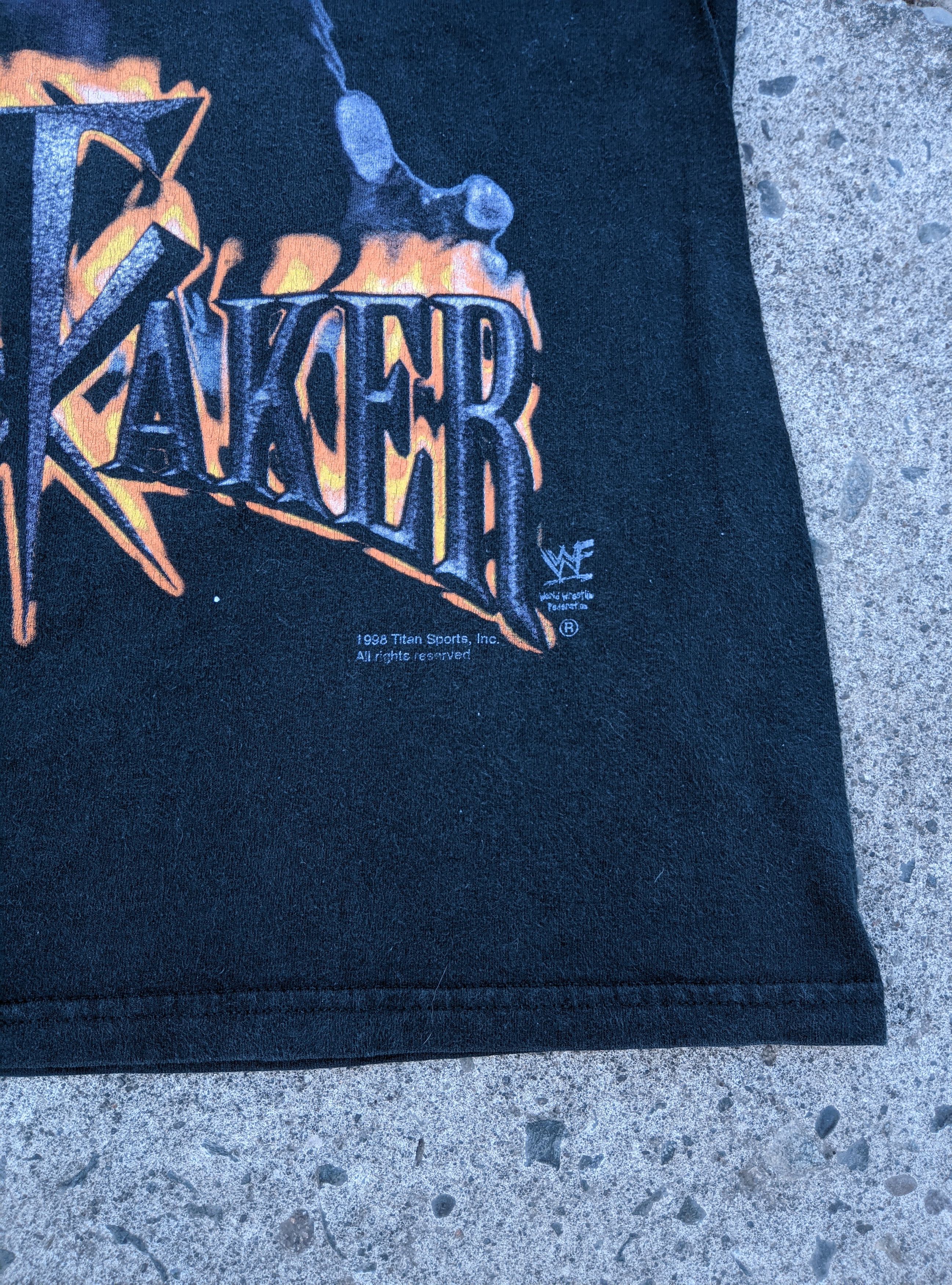 Vintage Vtg 1998 thrashed undertaker wwf wwe erd distressed Size US L / EU 52-54 / 3 - 6 Thumbnail