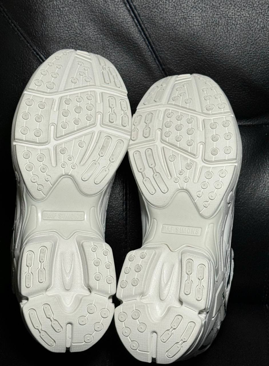 Raf Simons Raf Simons UltraSceptre White black Size US 6 / EU 39 - 10 Thumbnail