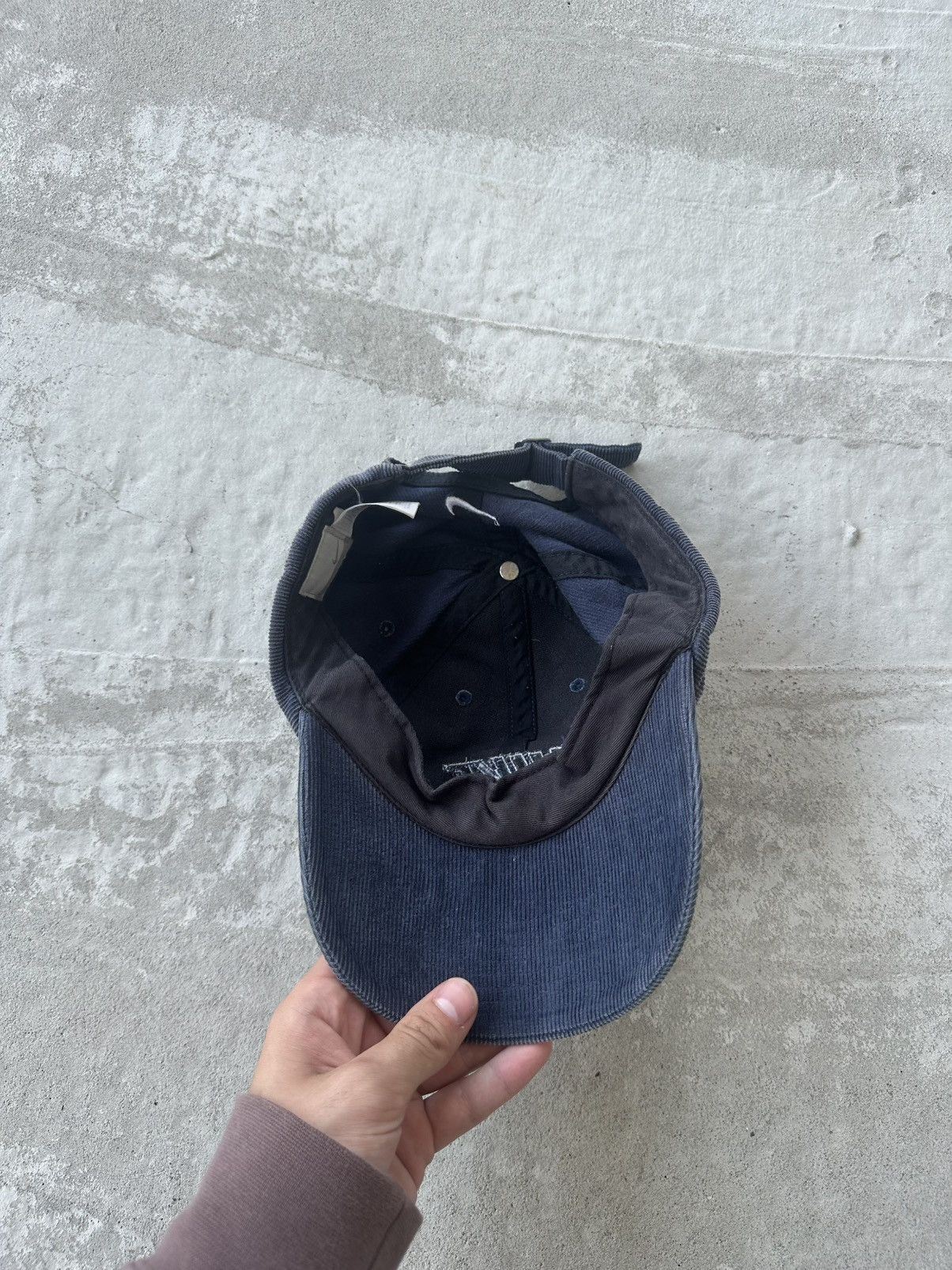 Nike × Velvet × Vintage Vintage 90’s Nike Big Embroidered logo velvet Y2K cap hat Size ONE SIZE - 4 Thumbnail