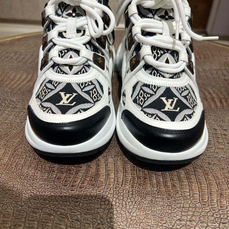 Louis Vuitton Louis Vuitton Archlight 1.- Size US 10 / EU 43 - 1 Thumbnail