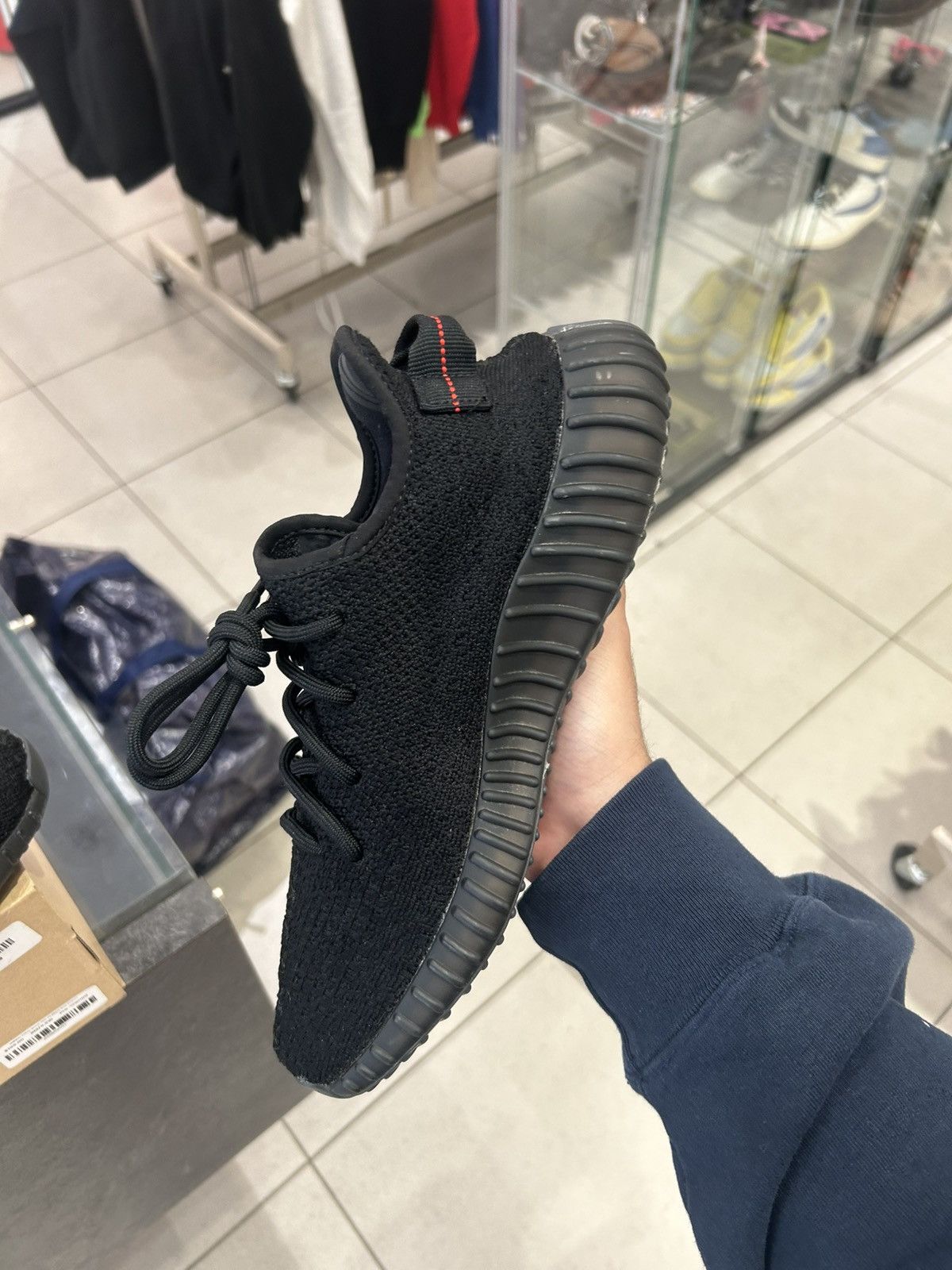 Yeezy Adidas Yeezy 350 bred Size US 8 / EU 41 - 8 Thumbnail
