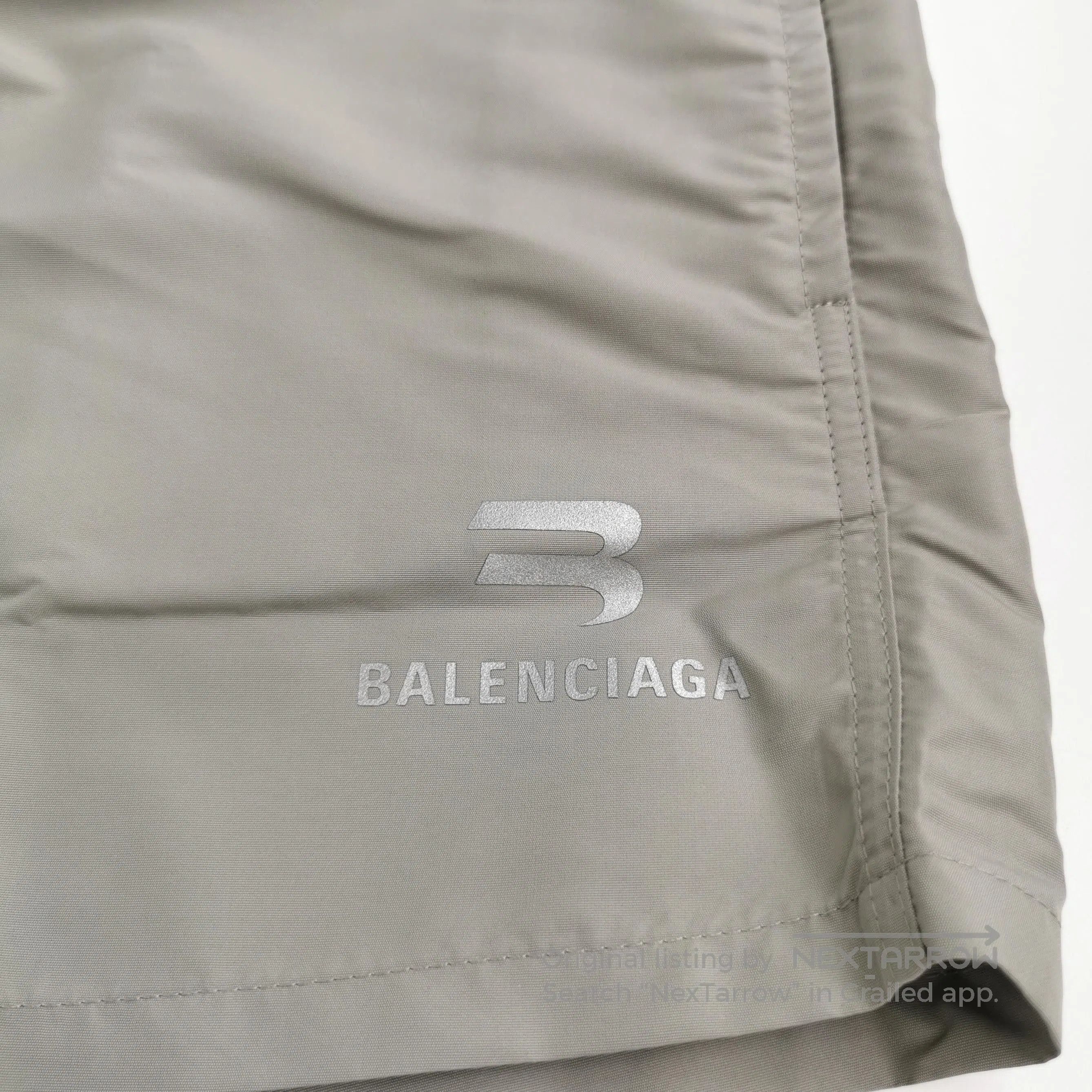 Balenciaga Balenciaga XS Solid Letter Logo Shorts. Size US 28 / EU 44 - 1 Thumbnail