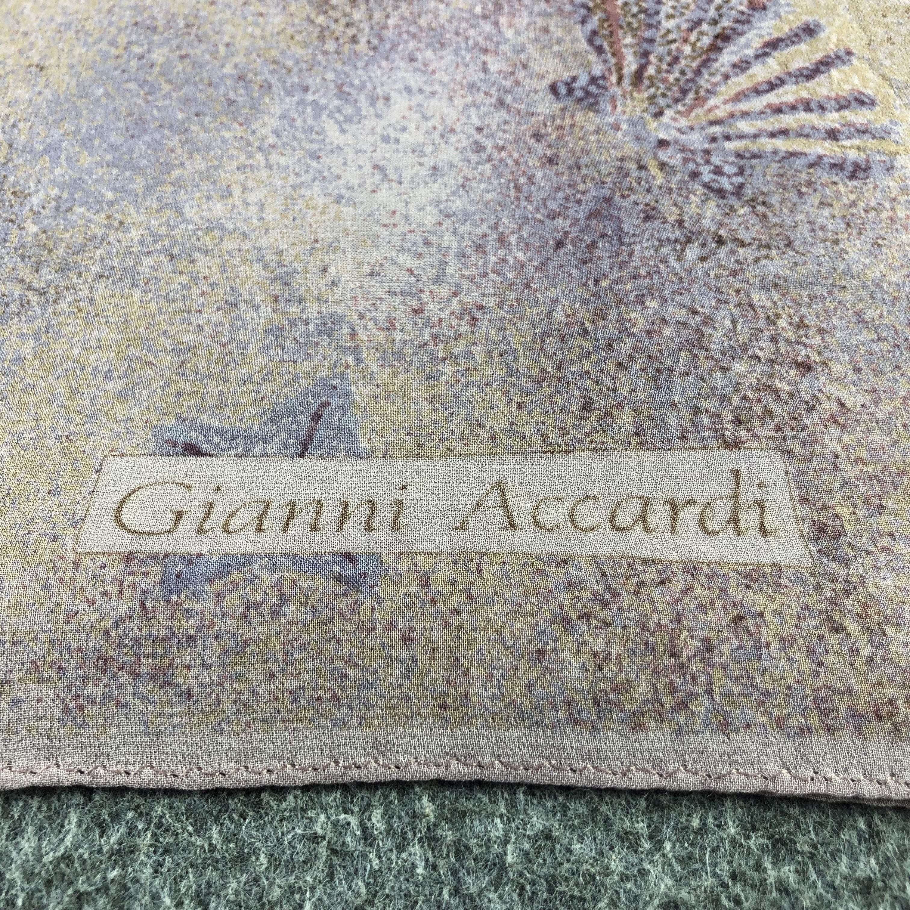 Japanese Brand Gianni Accardi Sea Shells Silk Stole Silk Scarf M877 Size ONE SIZE - 4 Thumbnail