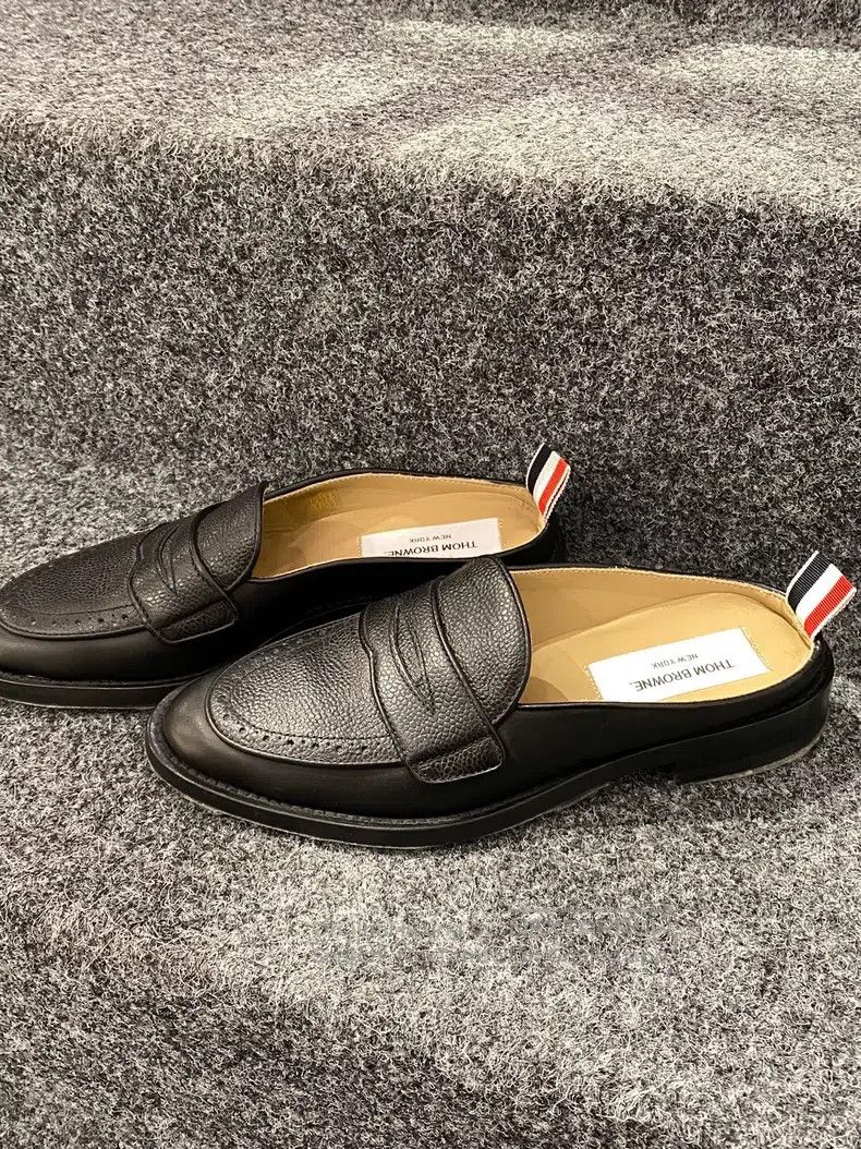 Thom Browne Thom Browne Loafer Shoes Size US 4.5 / IT 34.5 - 3 Thumbnail