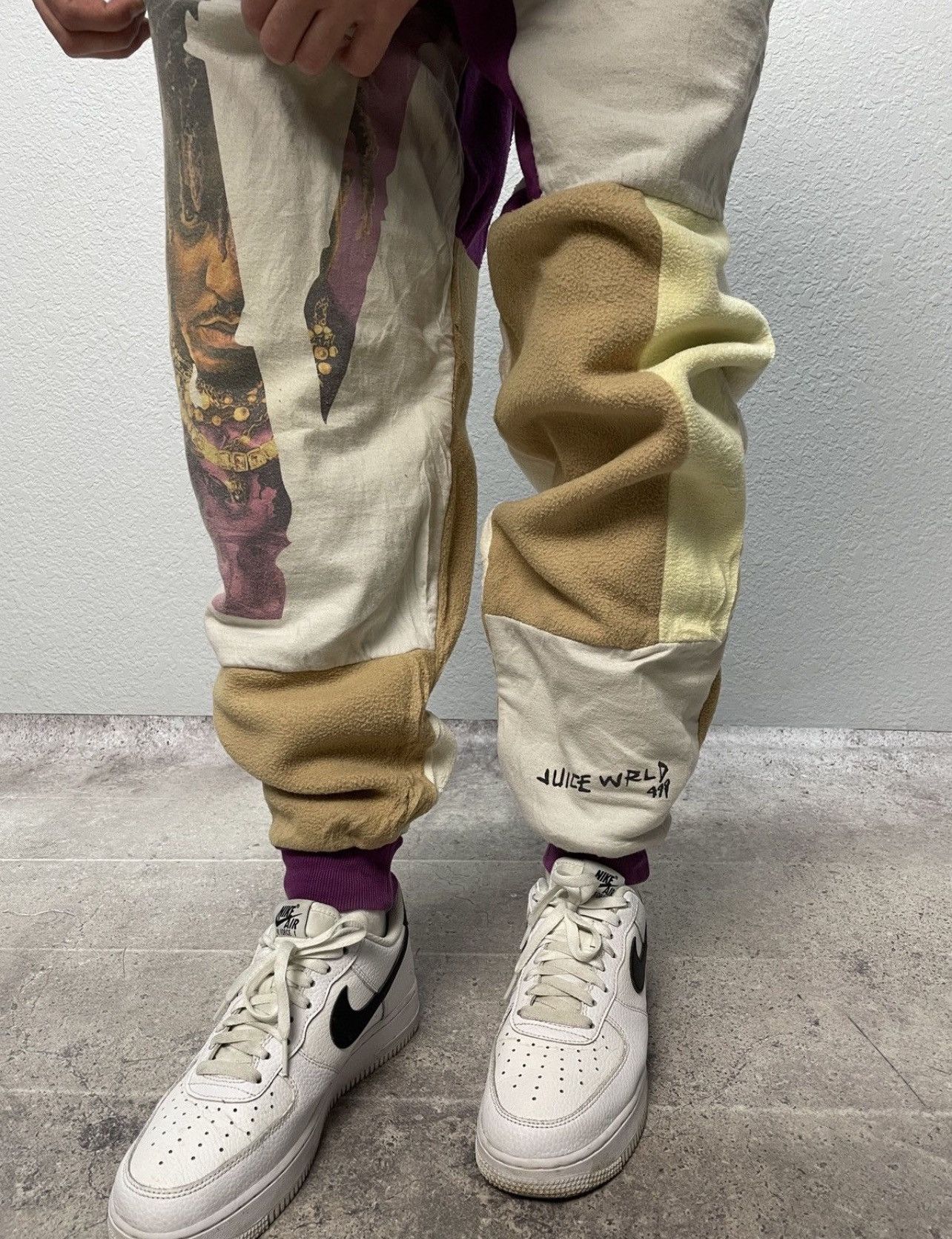 Vintage Vintage y2k Jucie Wrld x Vlone Hand Made Baggy Joggers Pants Size US 33 - 14 Thumbnail