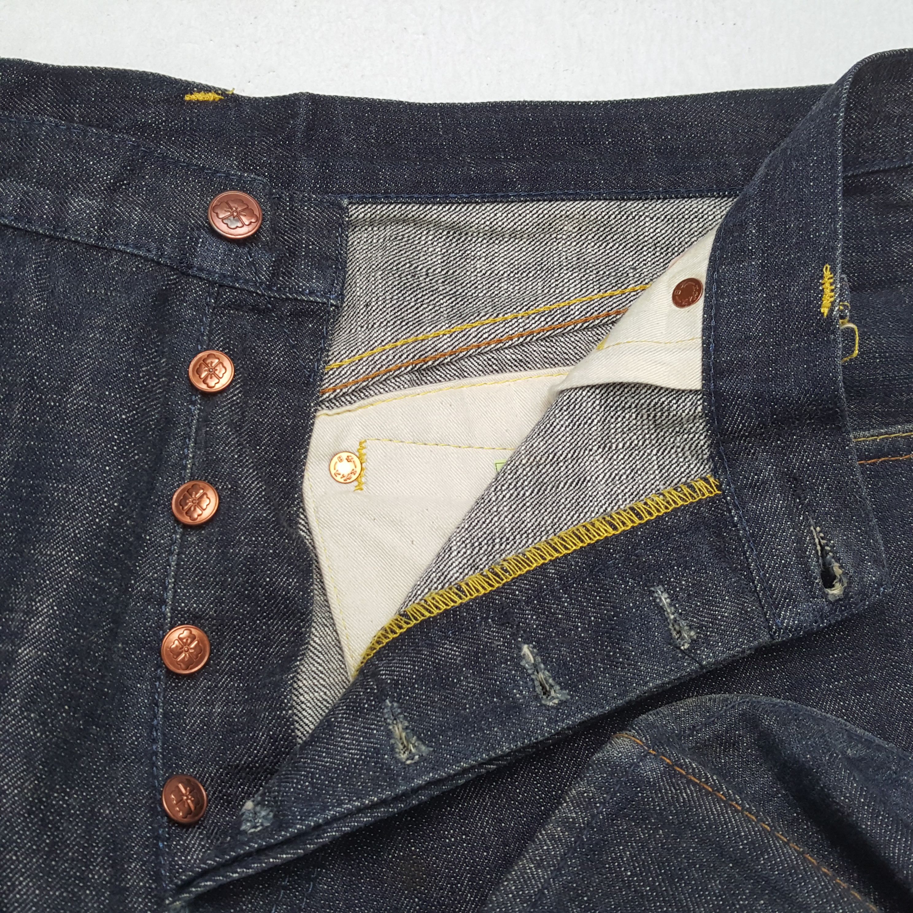 Evisu × Japanese Brand × Vintage EVISU Japanese Brand Big Logo Daicock Style Jeans Size US 35 - 13 Thumbnail
