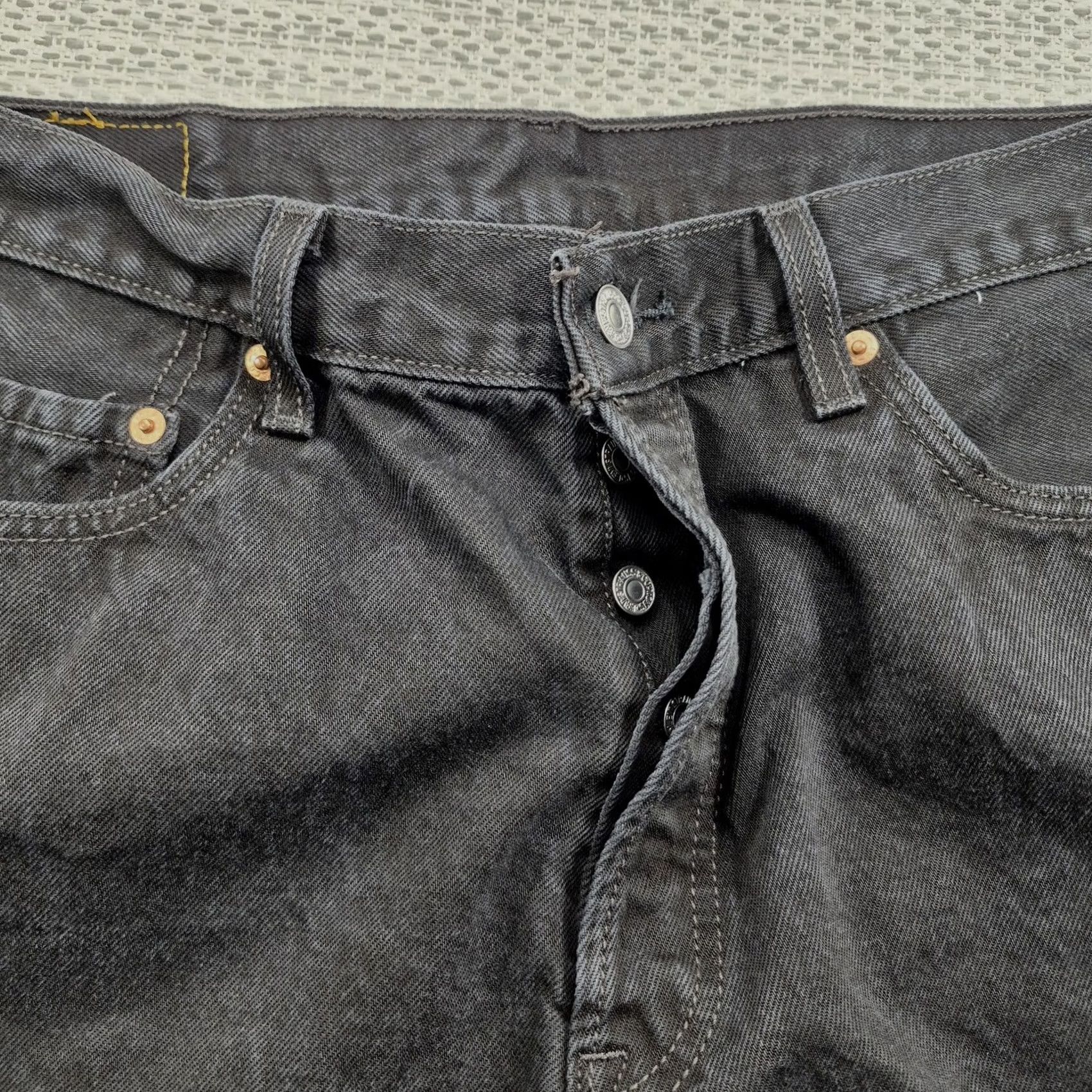 Levi's Levi's 501 Jeans Mens 36x30 Regular Fit Straight Button Fly Denim Pants Black Size US 36 / EU 52 - 5 Thumbnail