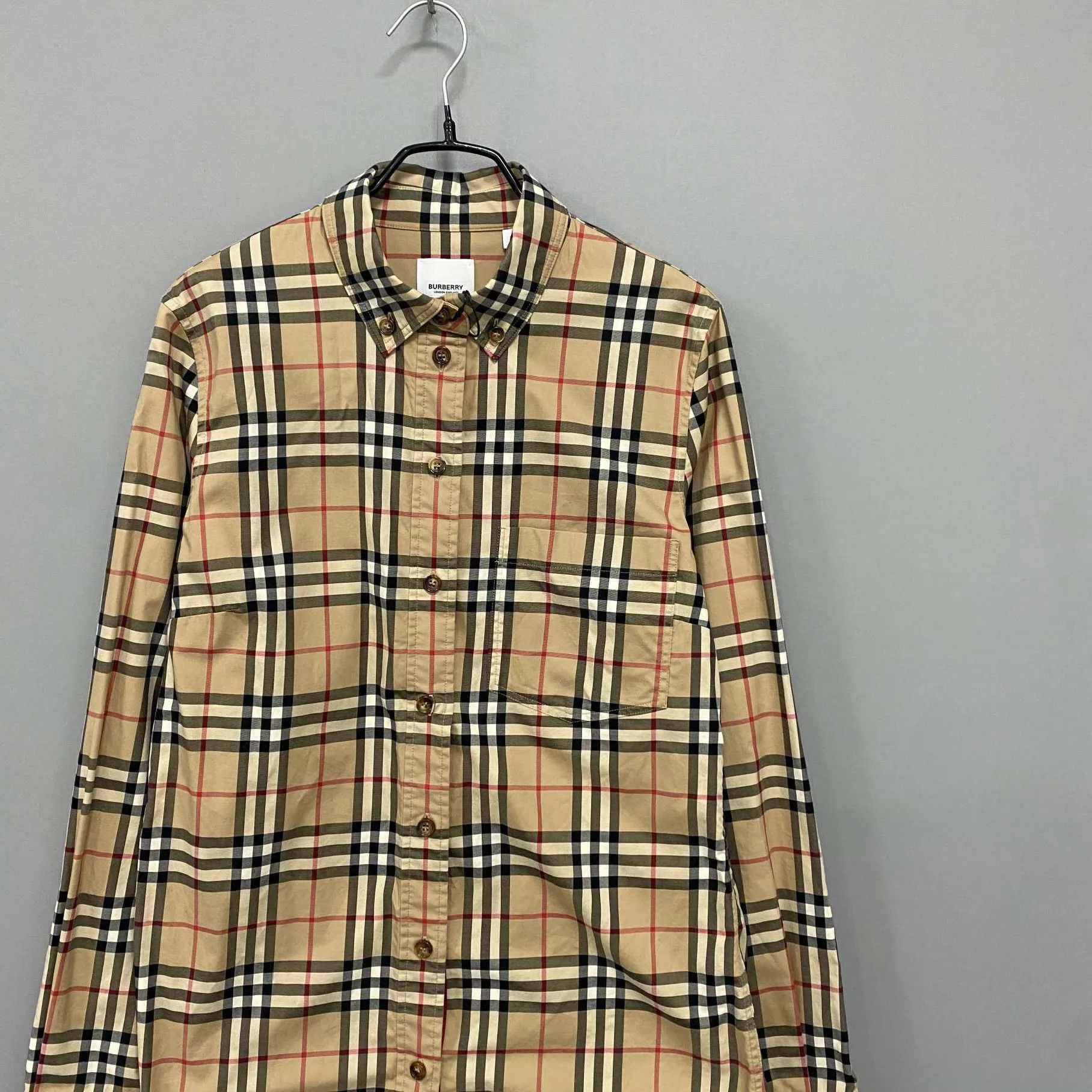 Burberry Burberry Check Shirt UK8 Size S / US 4 / IT 40 - 2 Thumbnail