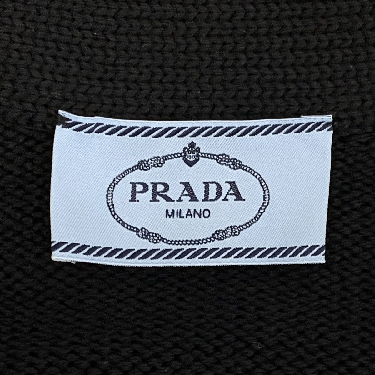 Prada Prada Black Wool V-Neck Long Sleeve Knit Sweater K26WX Size M / US 6-8 / IT 42-44 - 6 Thumbnail