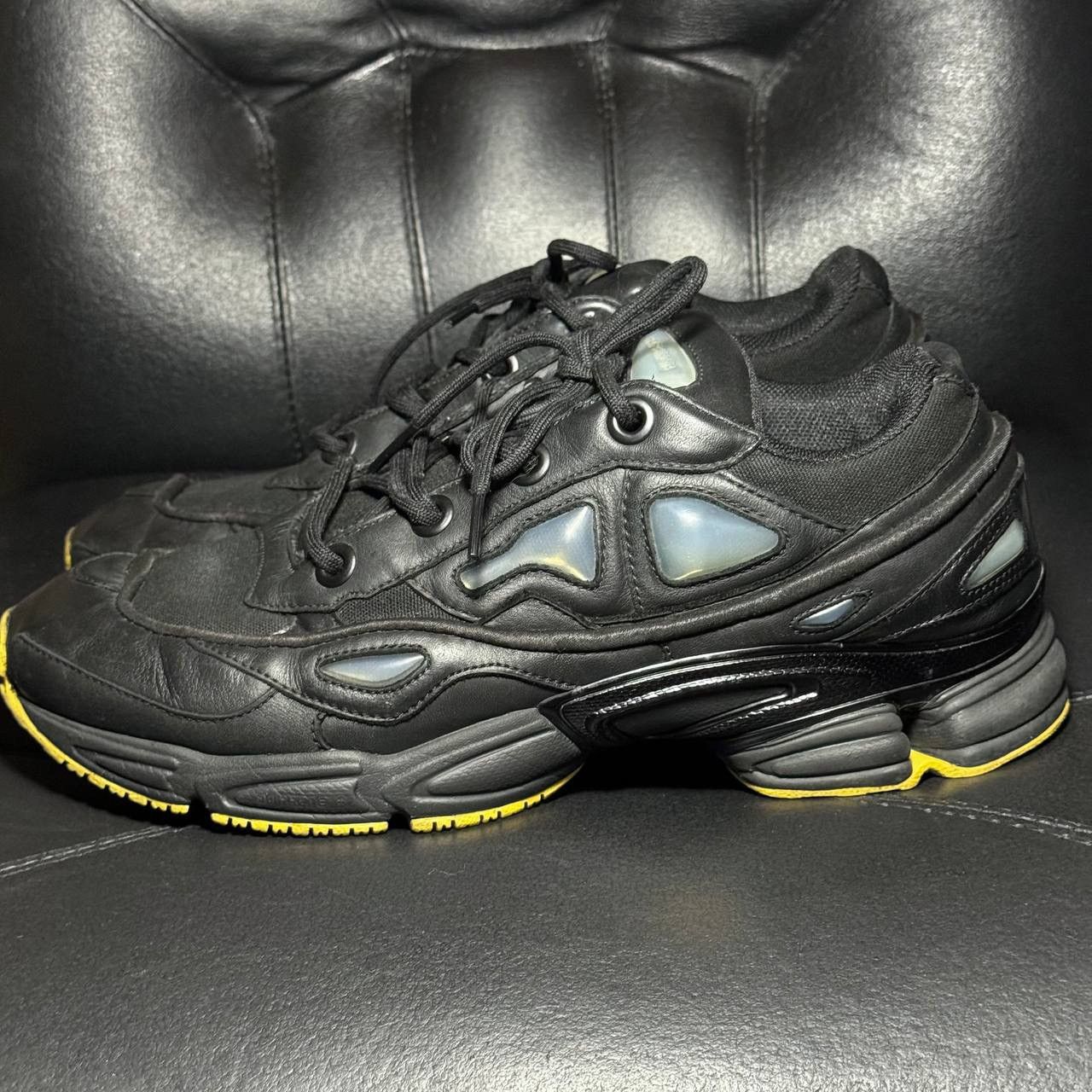 Adidas × Raf Simons Adidas Raf Simons Ozweego Corn Black Size US 11 / EU 44 - 3 Thumbnail