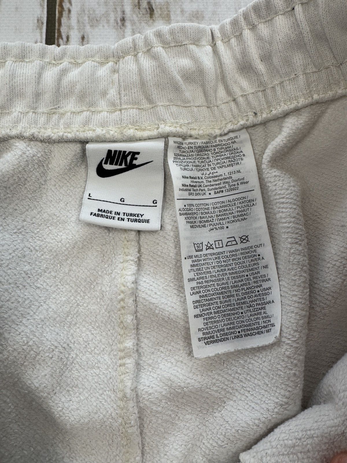 Nike Nike Sweatpants College Spellout Retro Size US 30 / EU 46 - 3 Thumbnail