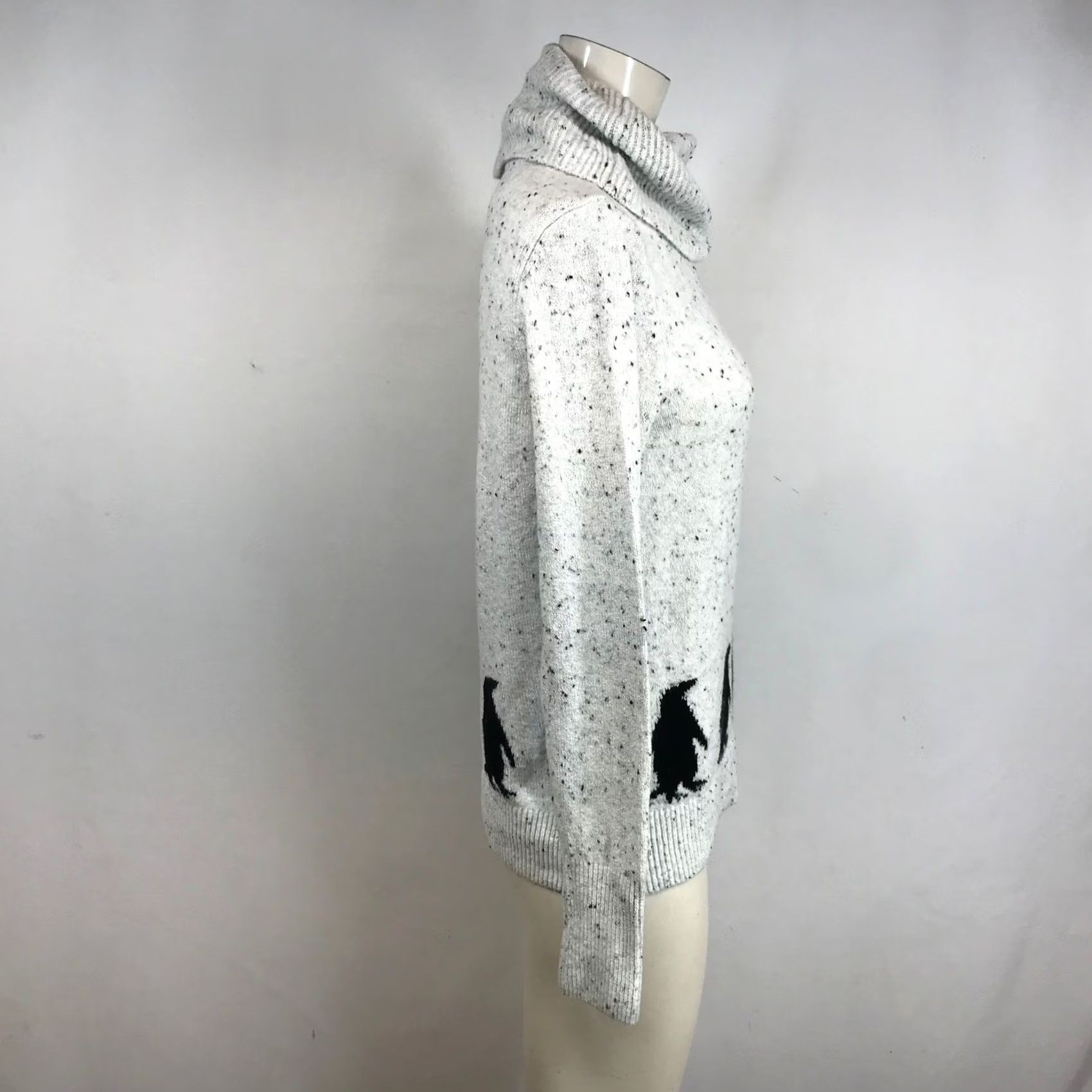 Loft VINTAGE LOFT Womens Gray Speckled Penguin Graphic Cowl Neck Knit Sweater S Size S / US 4 / IT 40 - 4 Thumbnail