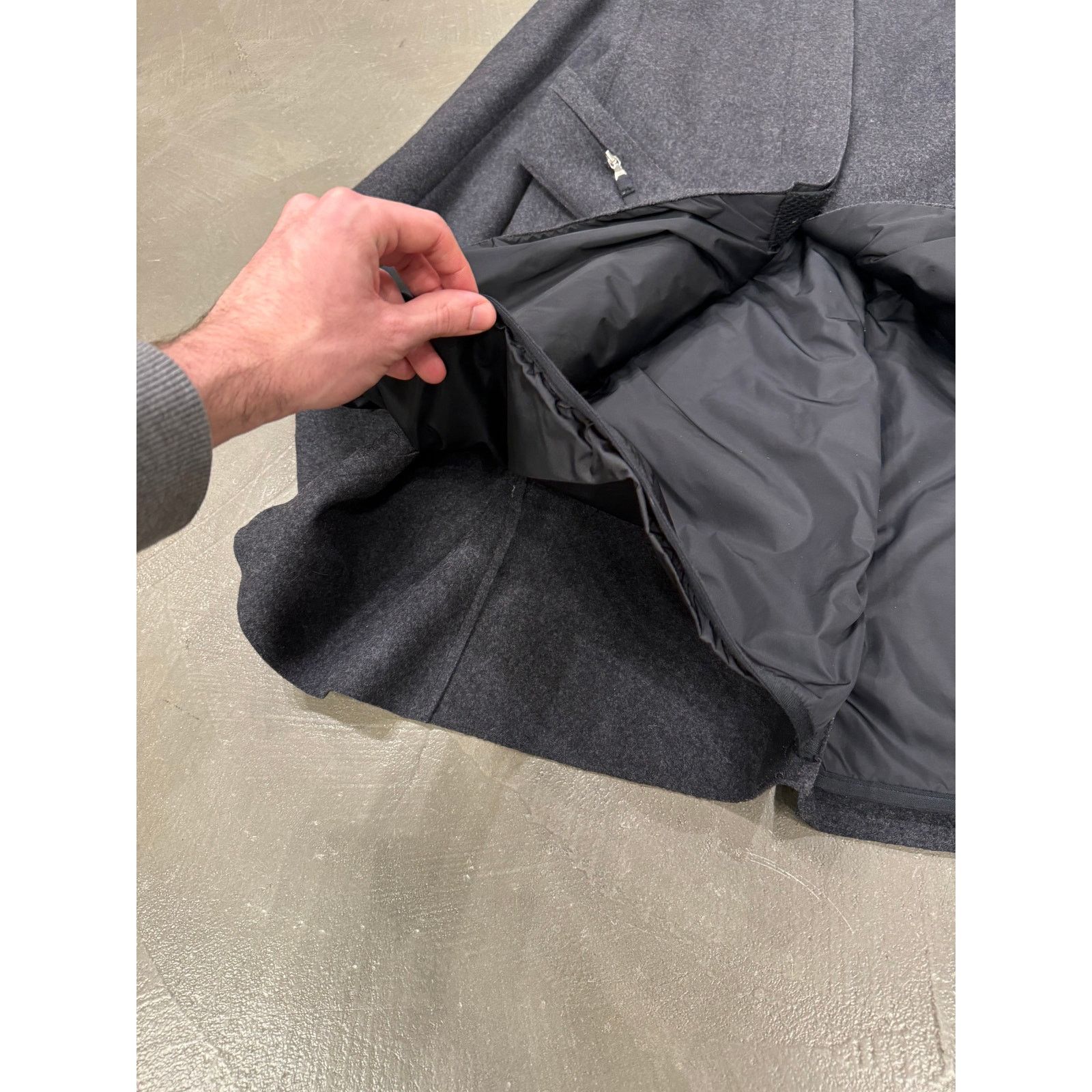 Prada 1999 Prada belted technical cargo pockets wool coat Size S / US 4 / IT 40 - 8 Thumbnail