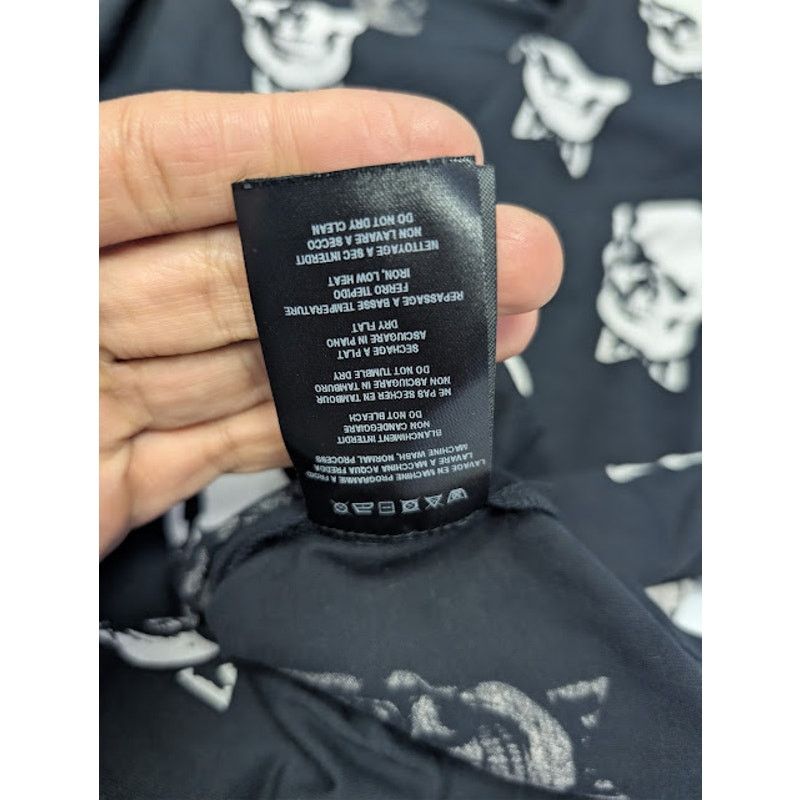 Saint Laurent Paris o1rshd1 Skull and Bowtie Print T-Shirt in Black / White Size US XS / EU 42 / 0 - 18 Thumbnail
