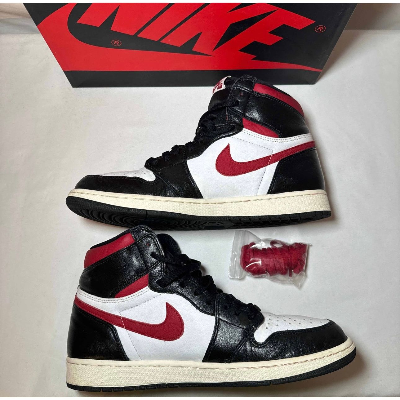 Jordan Brand × Nike Size 11 Nike Air Jordan 1 Retro High OG Gym Red Men's Shoes Size US 11 / EU 44 - 3 Thumbnail