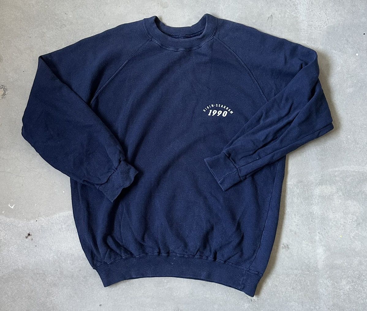 Vintage VINTAGE KIRIN SEAGRAM 1990 SWEATSHIRT Size US L / EU 52-54 / 3 - 1 Thumbnail