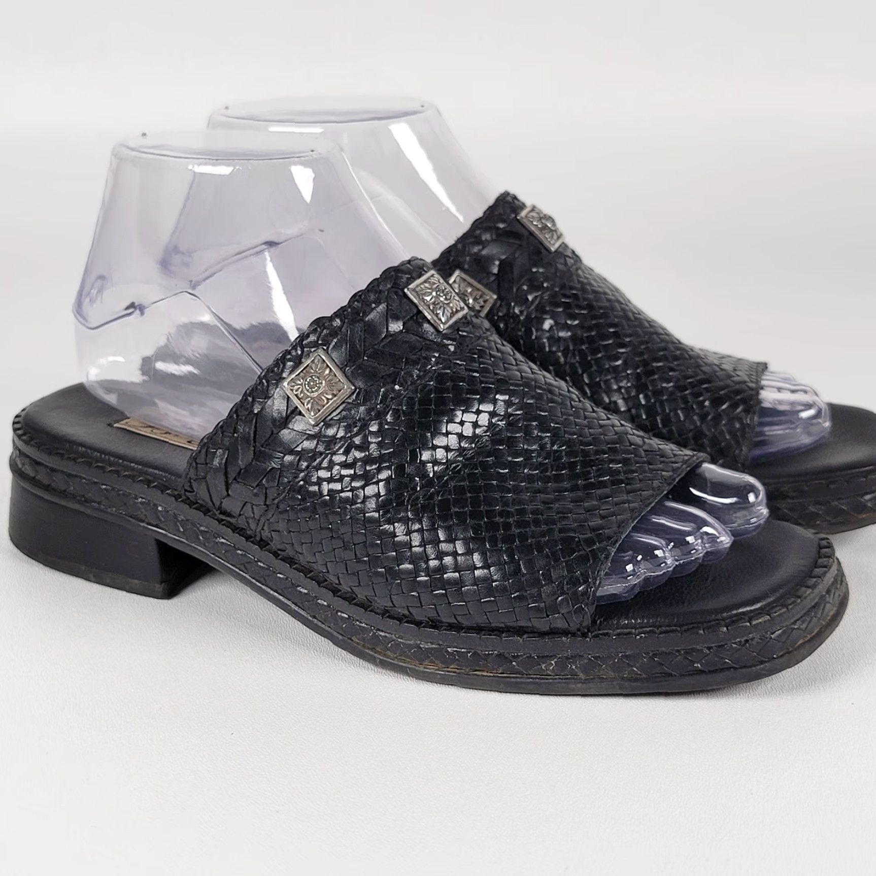 Brighton VINTAGE Brighton Braided Woven Black Leather Mule Sandals Size 7.5 M Womens Size US 7 / IT 37 - 2 Thumbnail