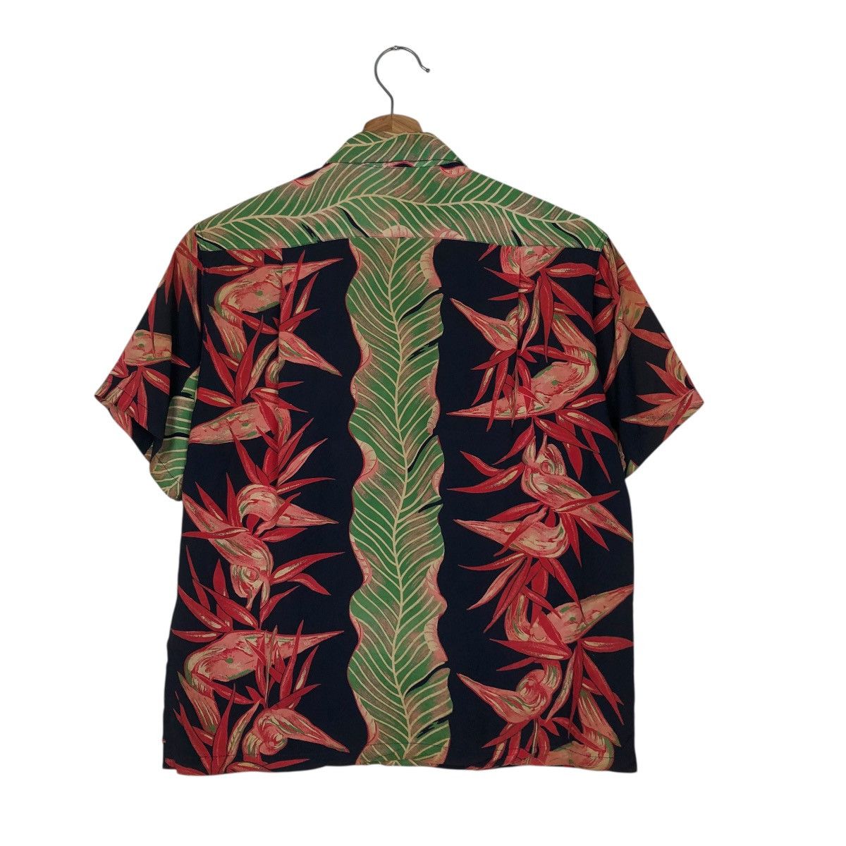 Toyo Enterprises 🔥VINTAGE HAWAIIAN SHIRT BUTTON SUN SURF 100% RAYON Size US XS / EU 42 / 0 - 10 Thumbnail